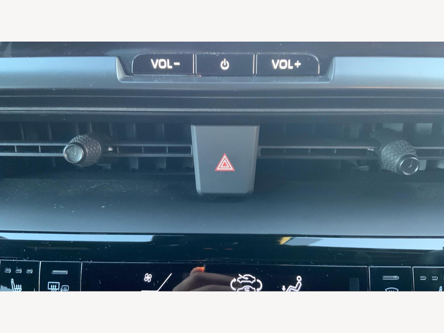 Used Toyota C-HR 2025 for sale - 77163328: Photo 30