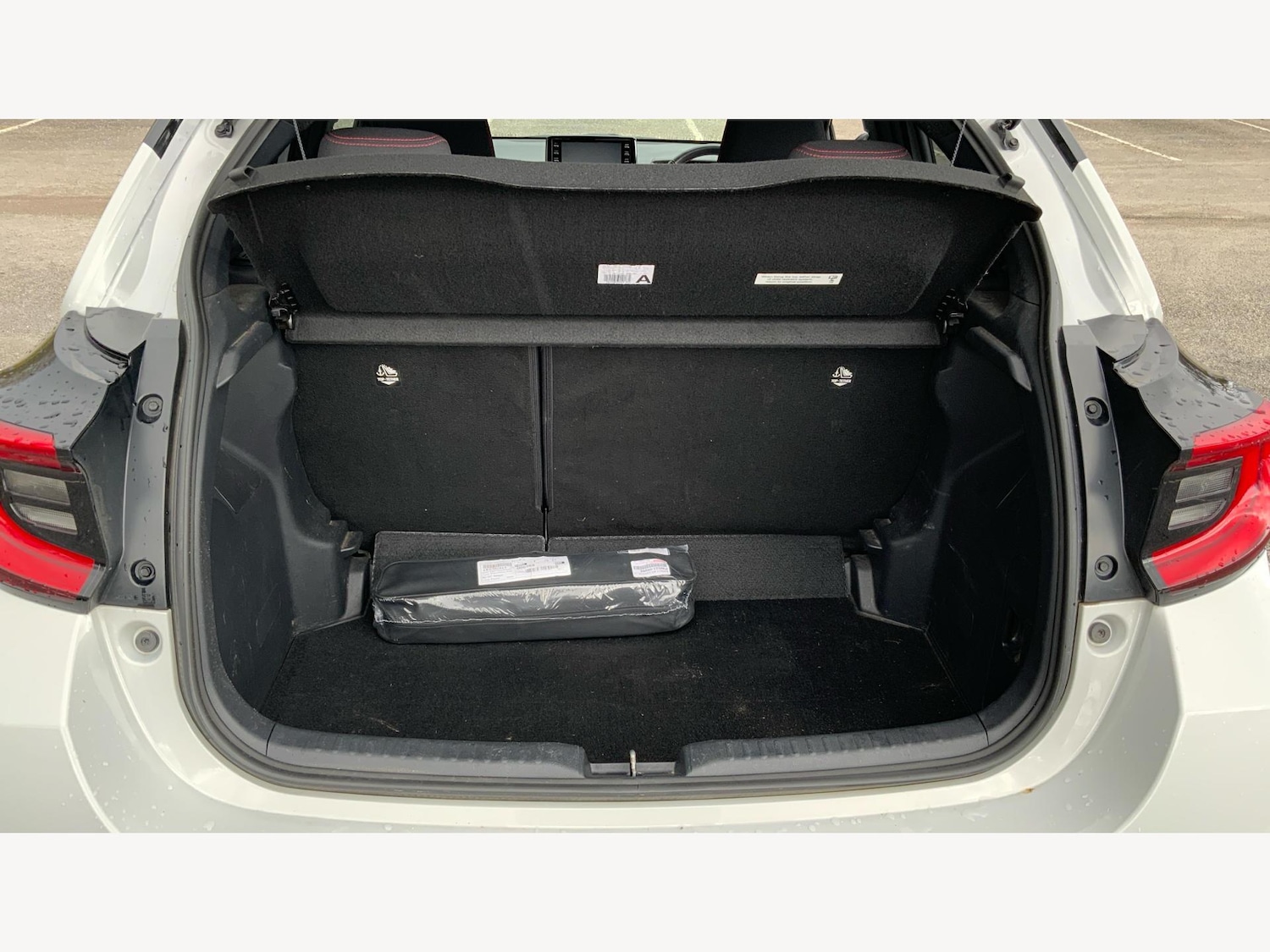 Used Toyota Yaris for sale - 77599143: Photo 16