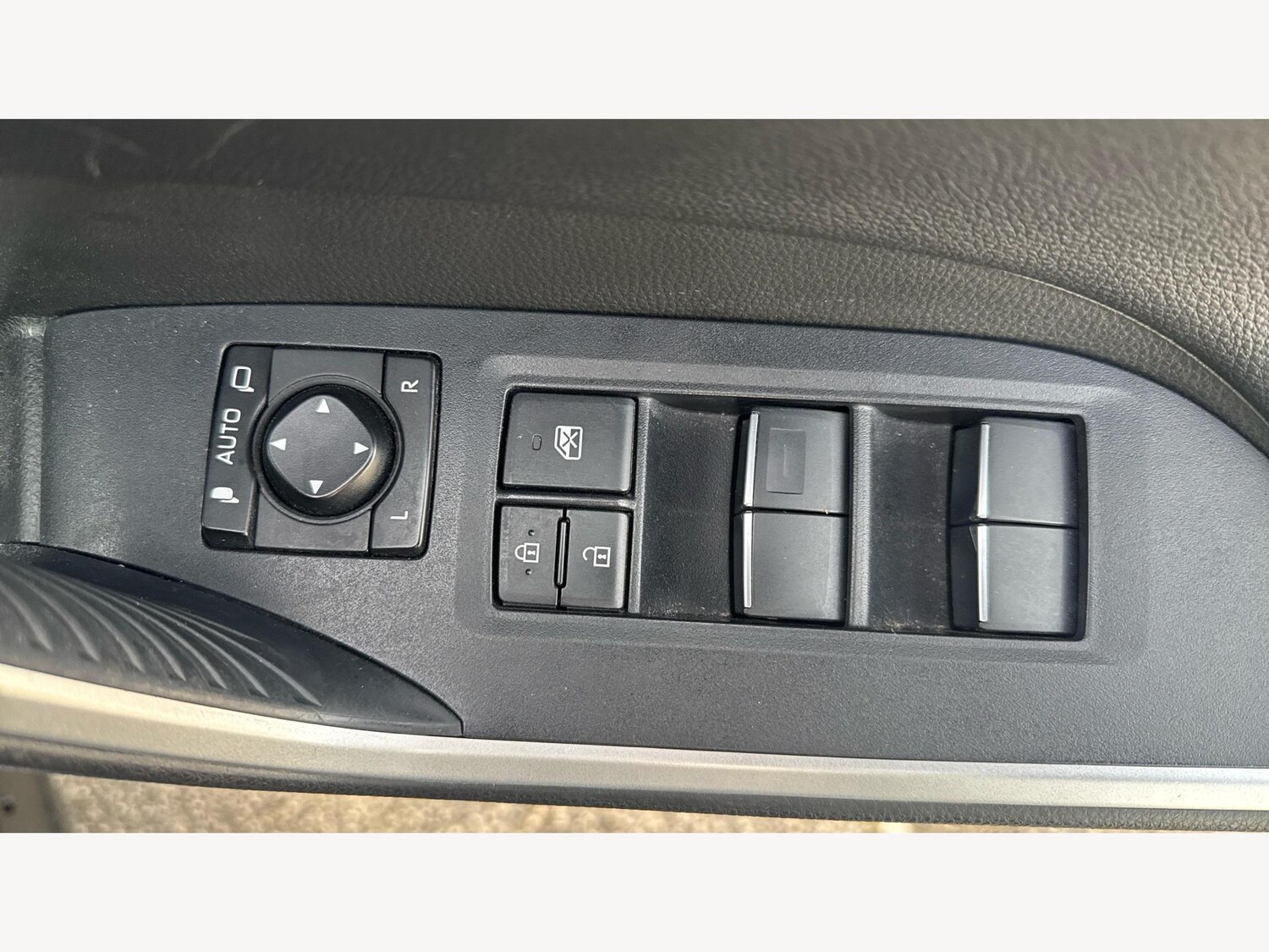 Used Toyota RAV4 for sale - 76728327: Photo 22