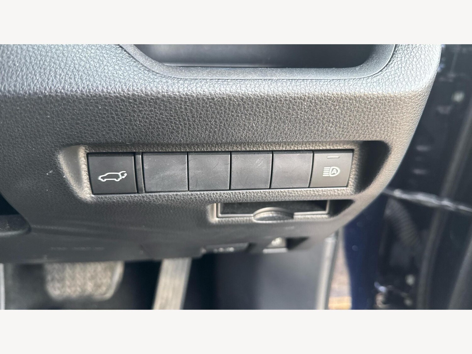 Used Toyota RAV4 for sale - 76728327: Photo 24