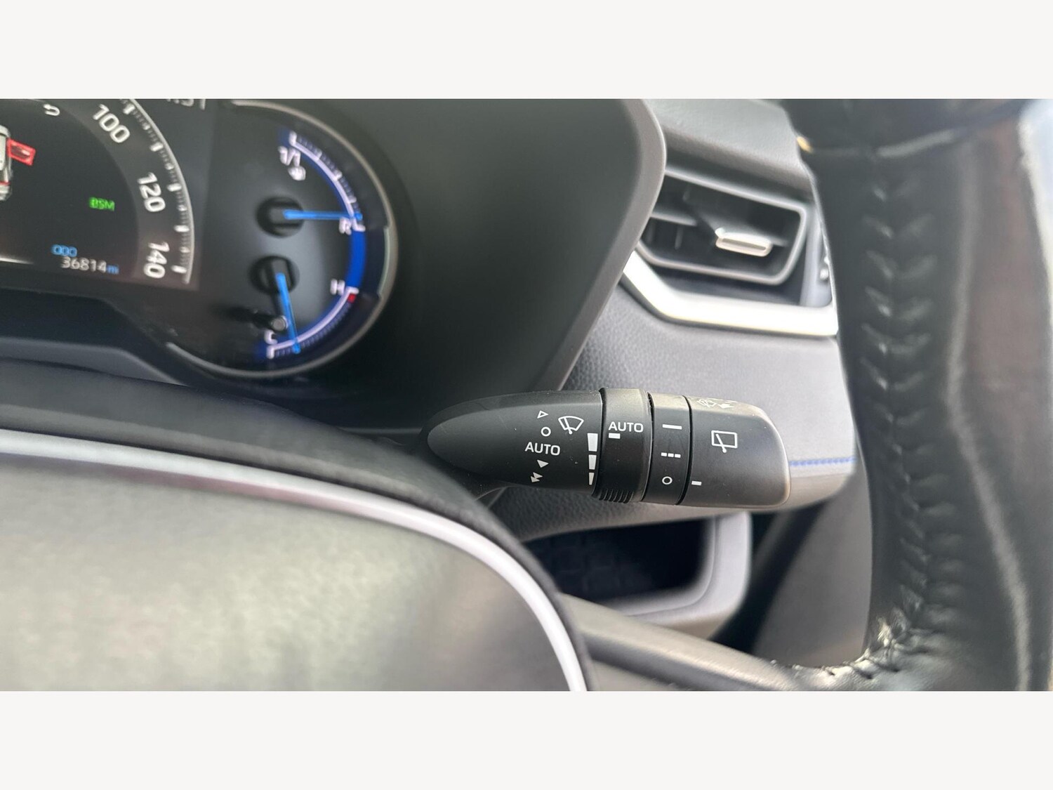 Used Toyota RAV4 for sale - 76728327: Photo 26