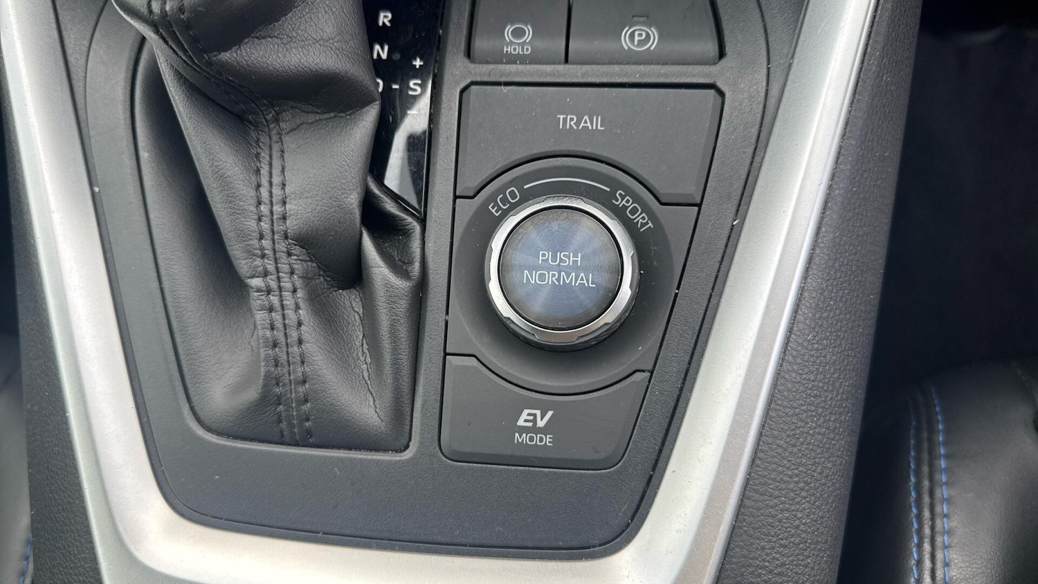 Used Toyota RAV4 for sale - 76728327: Photo 34