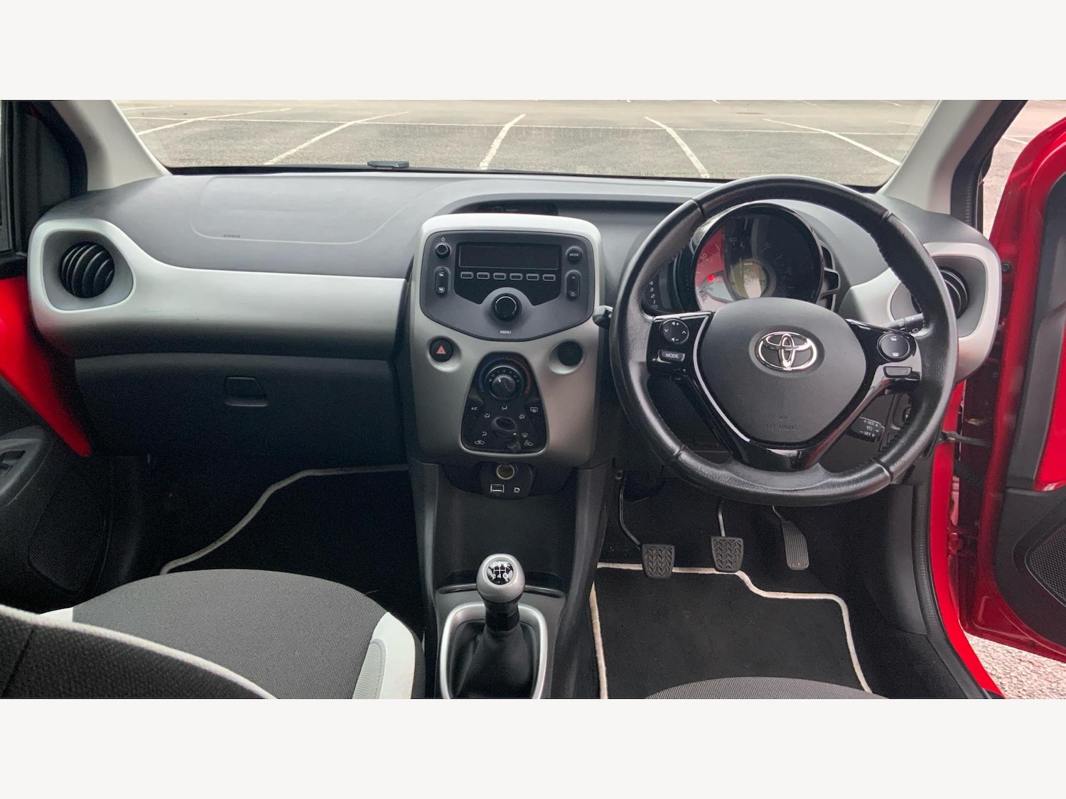 Used Toyota AYGO 2016 for sale - 77387604: Photo 7