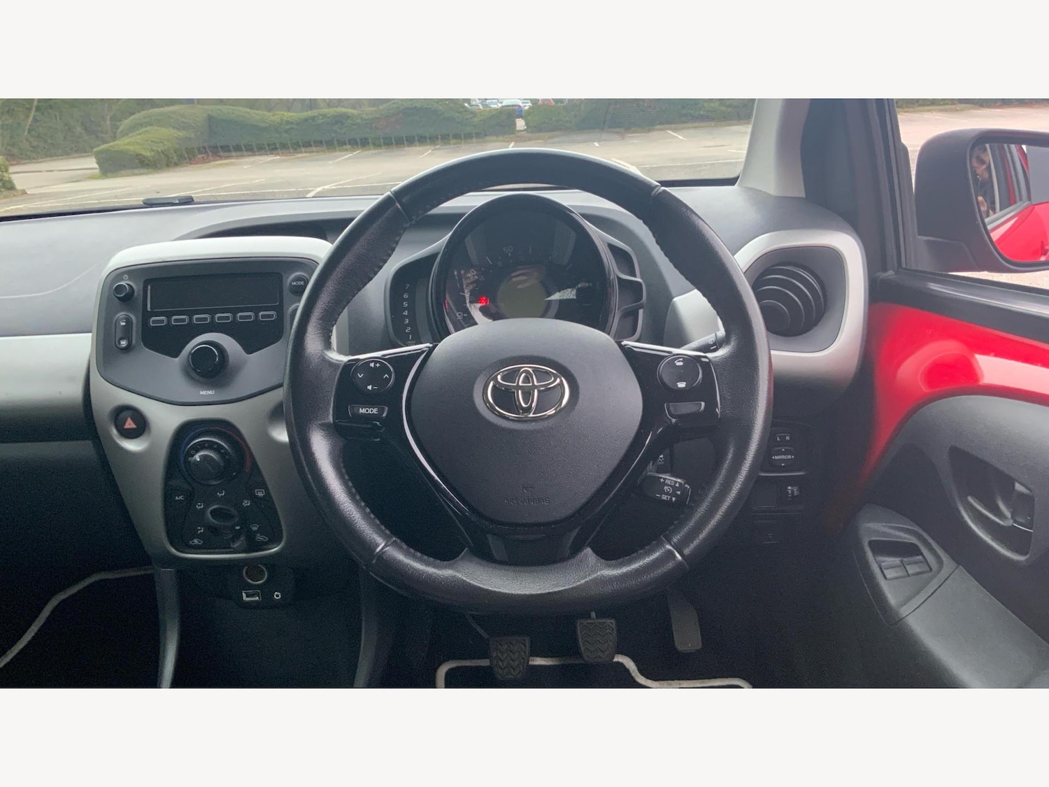 Used Toyota AYGO 2016 for sale - 77387604: Photo 8