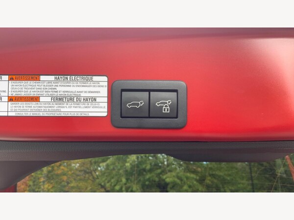 Used Toyota Yaris Cross 2023 for sale - 76227171: Photo 27