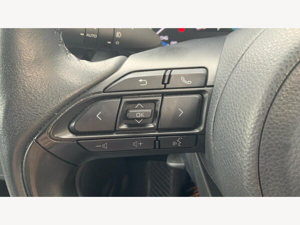 Used Toyota Yaris Cross 2023 for sale - 76227171: Photo 39