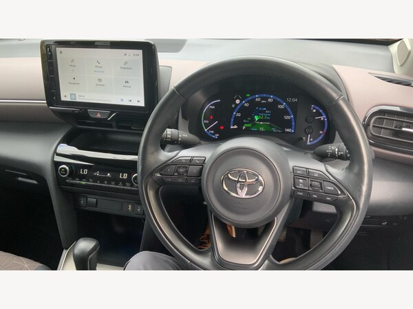 Used Toyota Yaris Cross 2023 for sale - 76227171: Photo 8