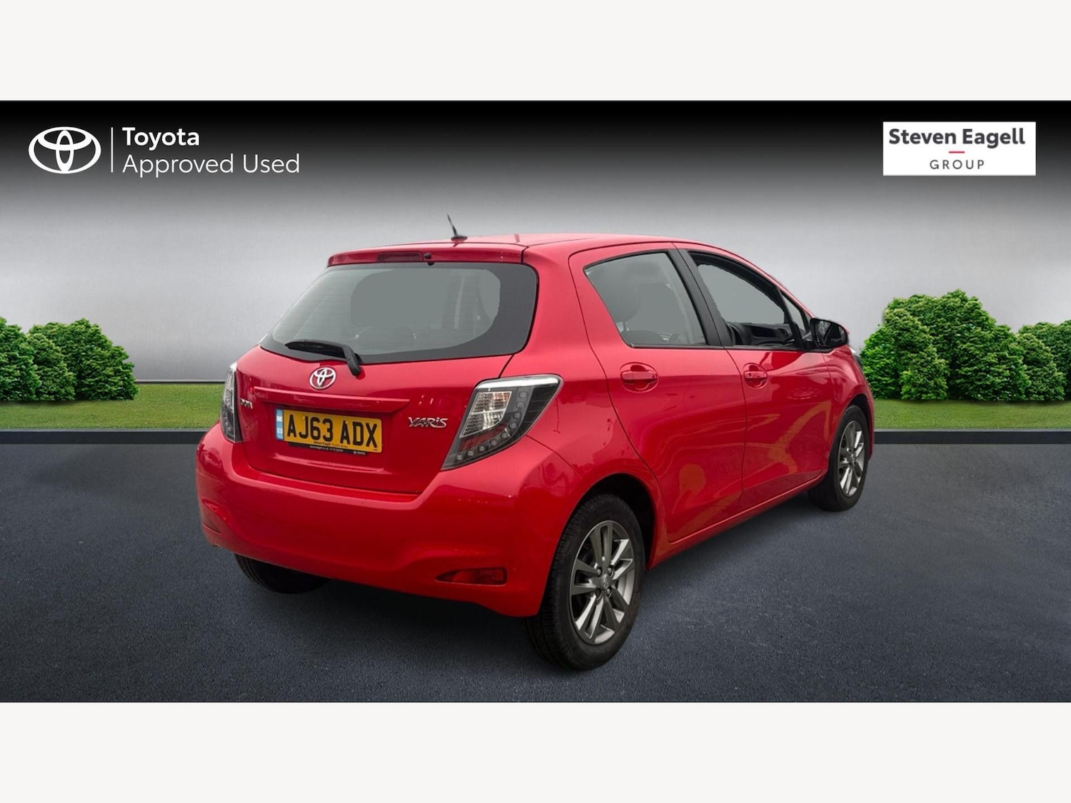 Used Toyota Yaris 2014 for sale - 77156352: Photo 2