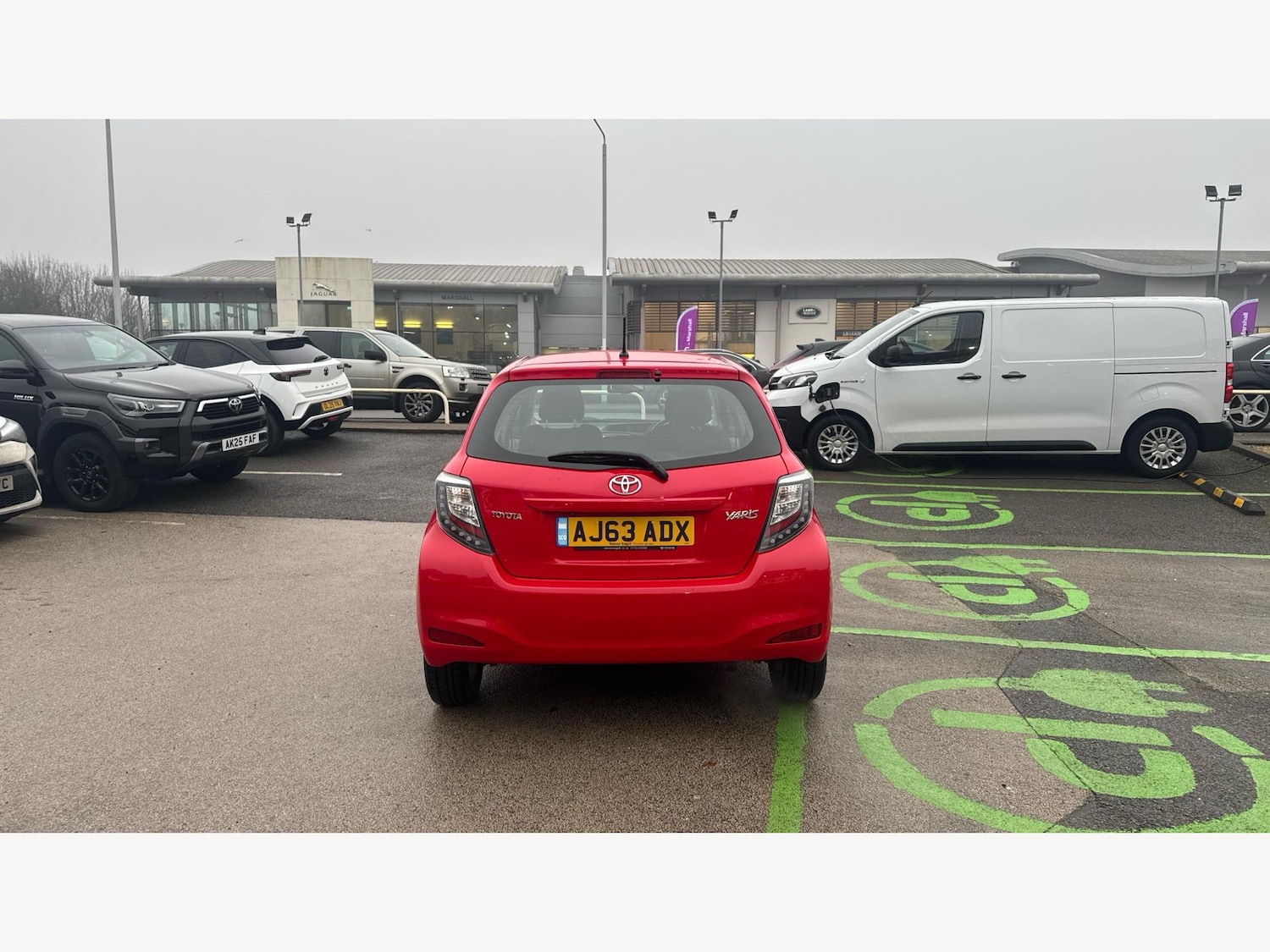 Used Toyota Yaris 2014 for sale - 77156352: Photo 21