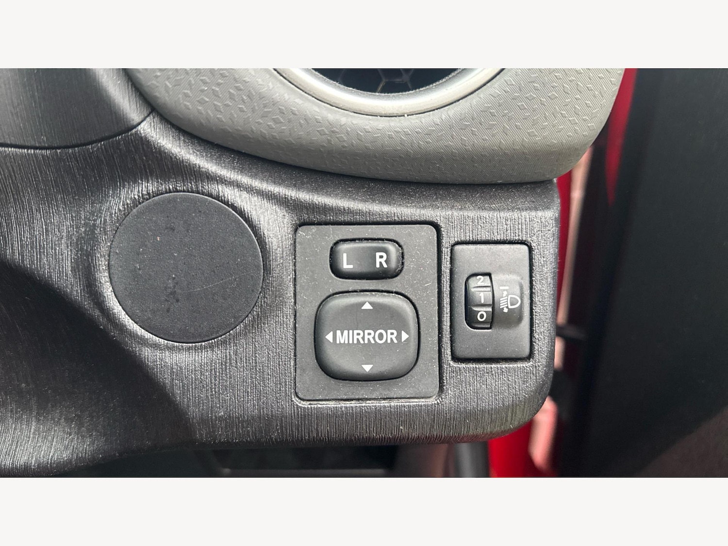 Used Toyota Yaris 2014 for sale - 77156352: Photo 23