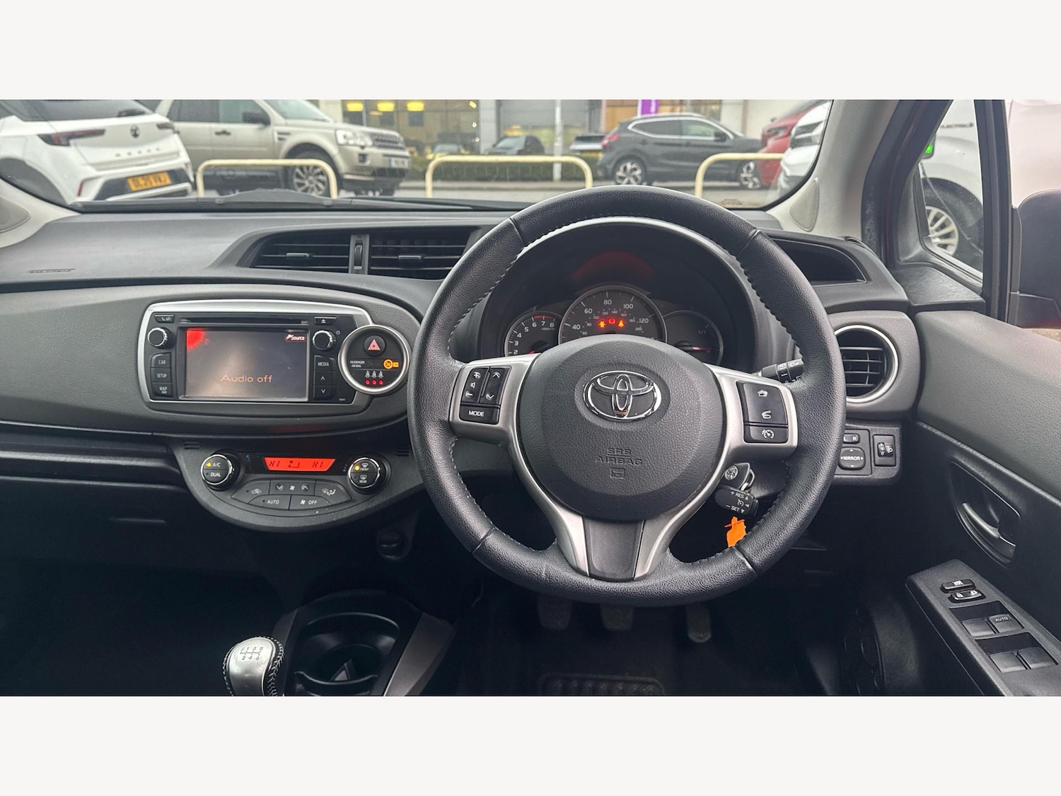 Used Toyota Yaris 2014 for sale - 77156352: Photo 7