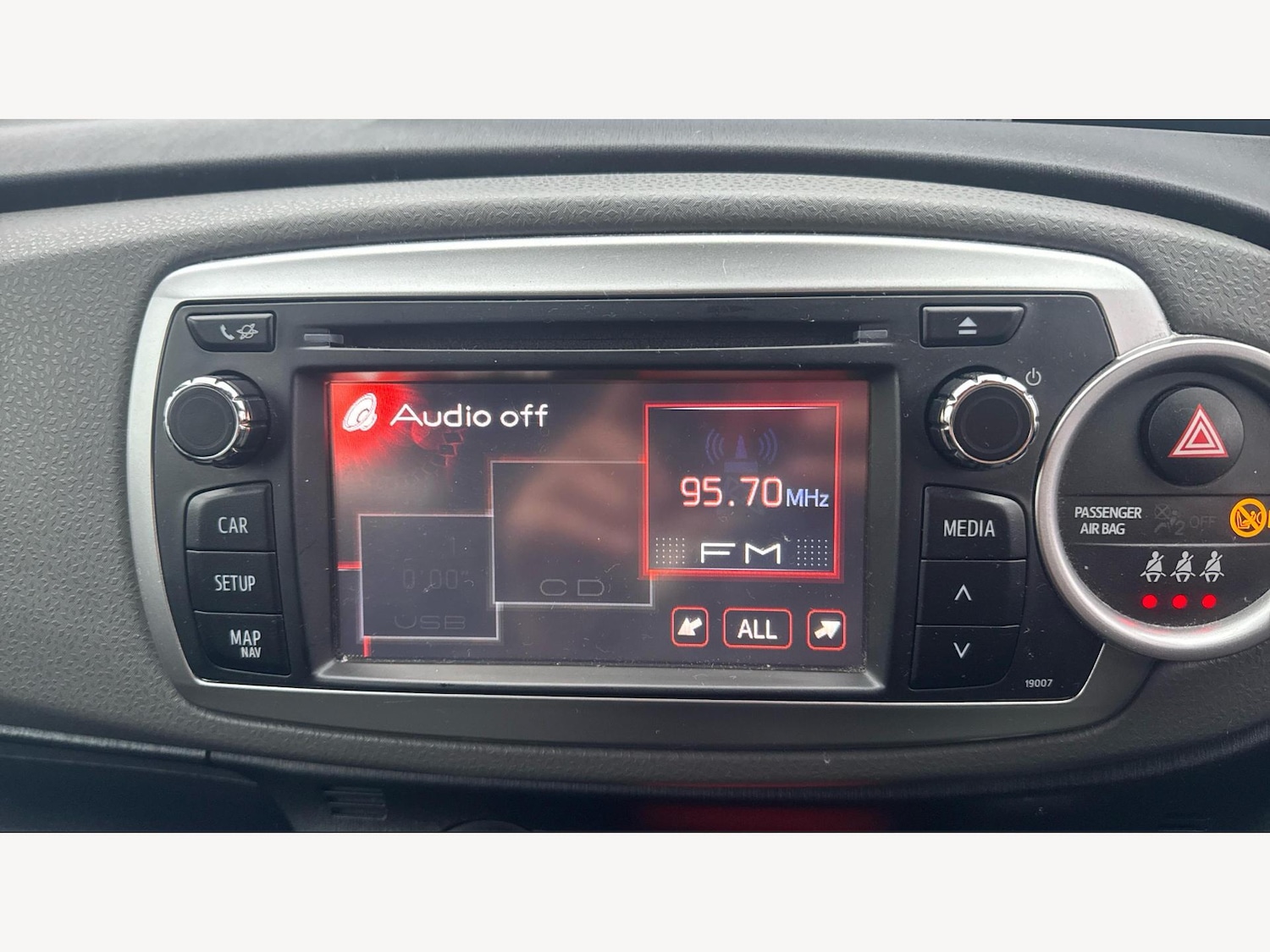 Used Toyota Yaris 2014 for sale - 77156352: Photo 9