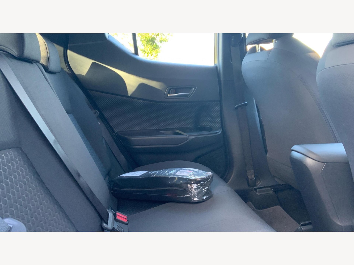 Used Toyota C-HR 2022 for sale - 77559031: Photo 14