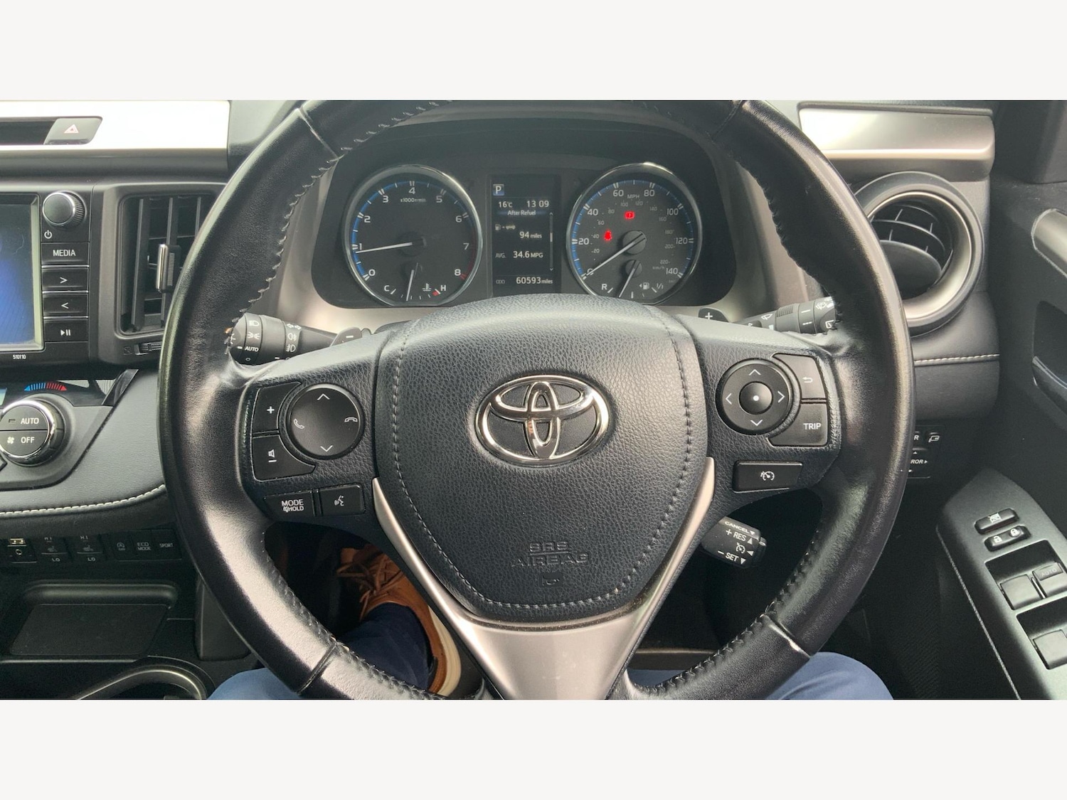 Used Toyota RAV4 2016 for sale - 76175279: Photo 10