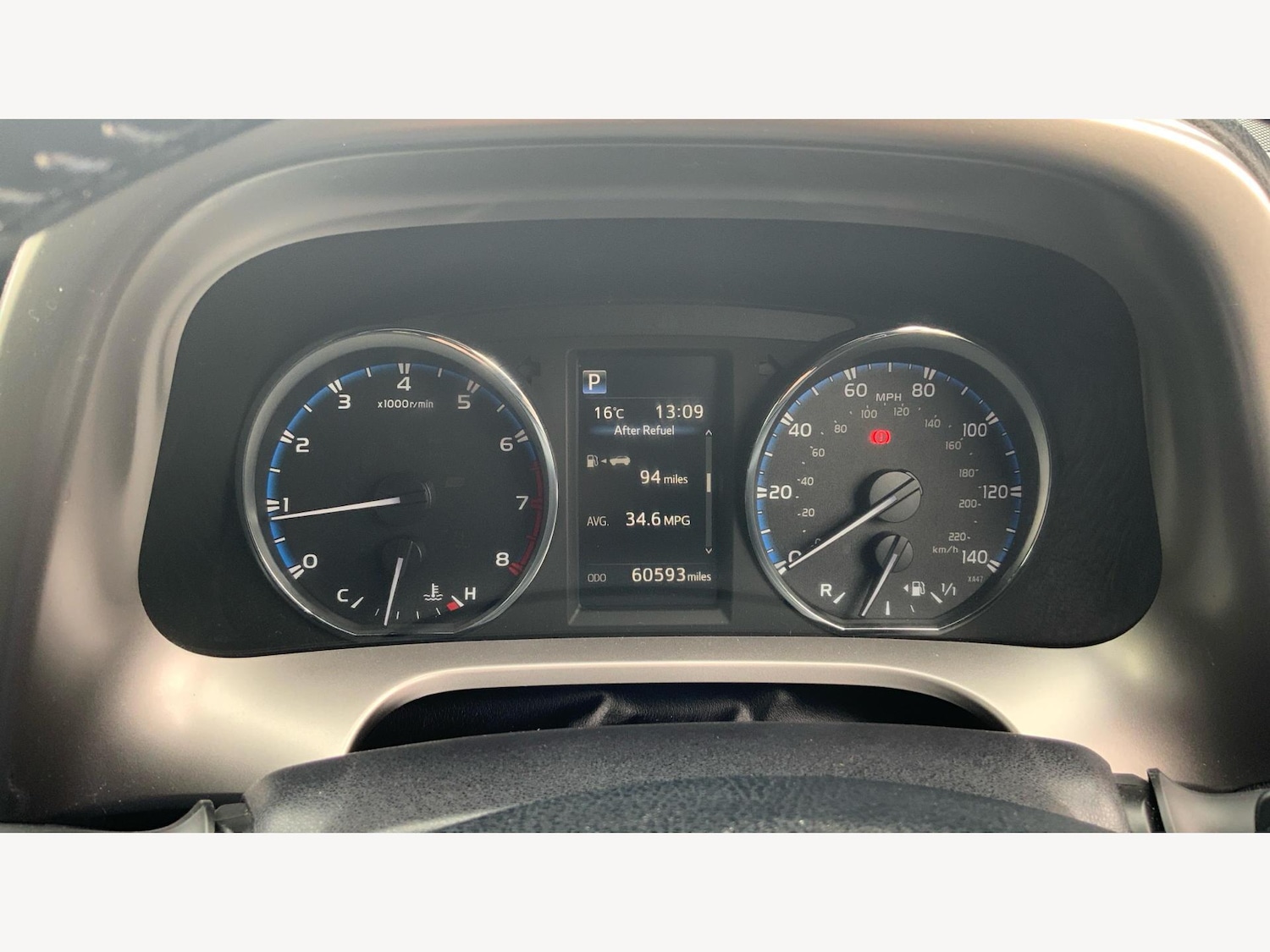 Used Toyota RAV4 2016 for sale - 76175279: Photo 11