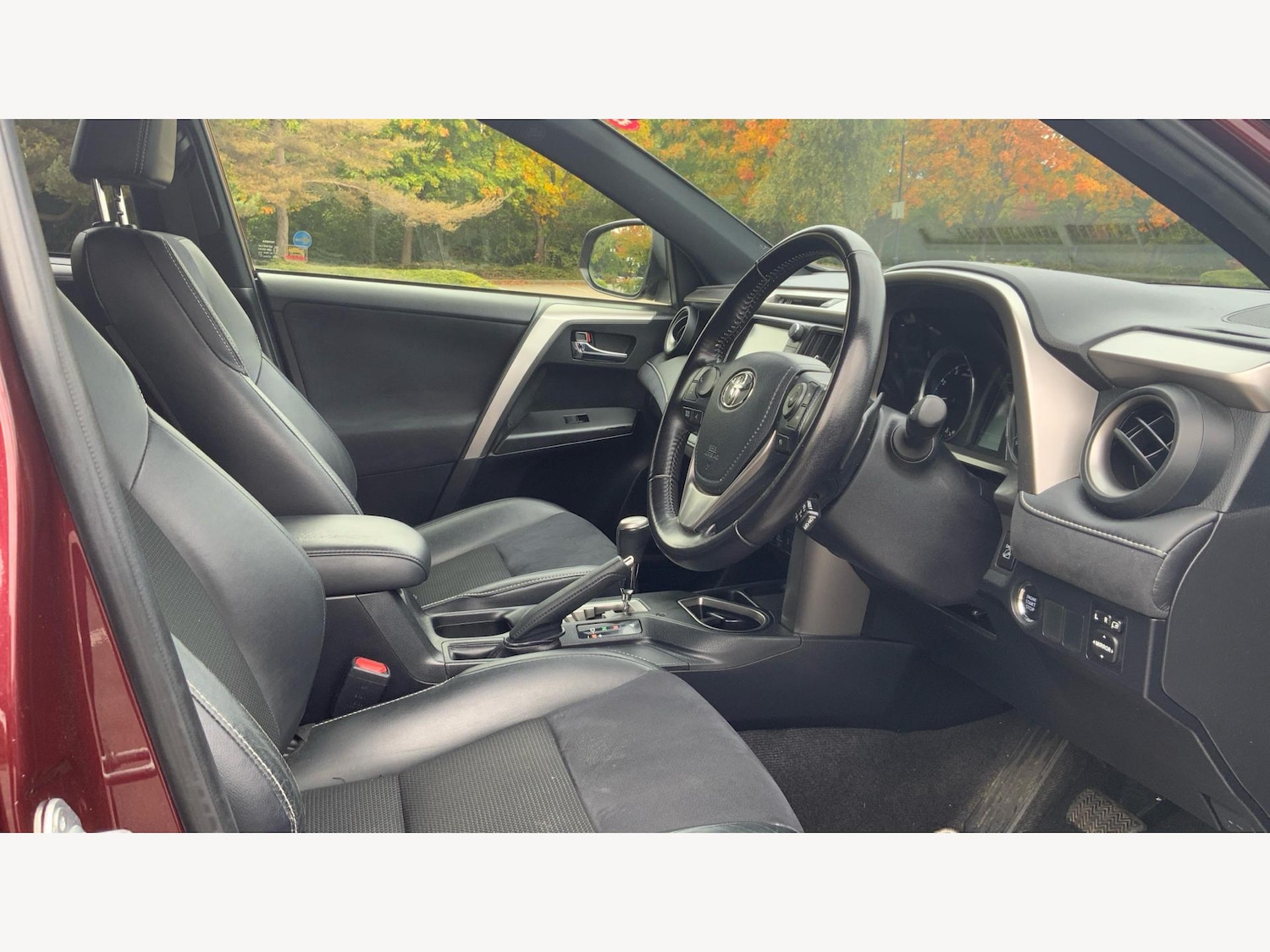 Used Toyota RAV4 2016 for sale - 76175279: Photo 13