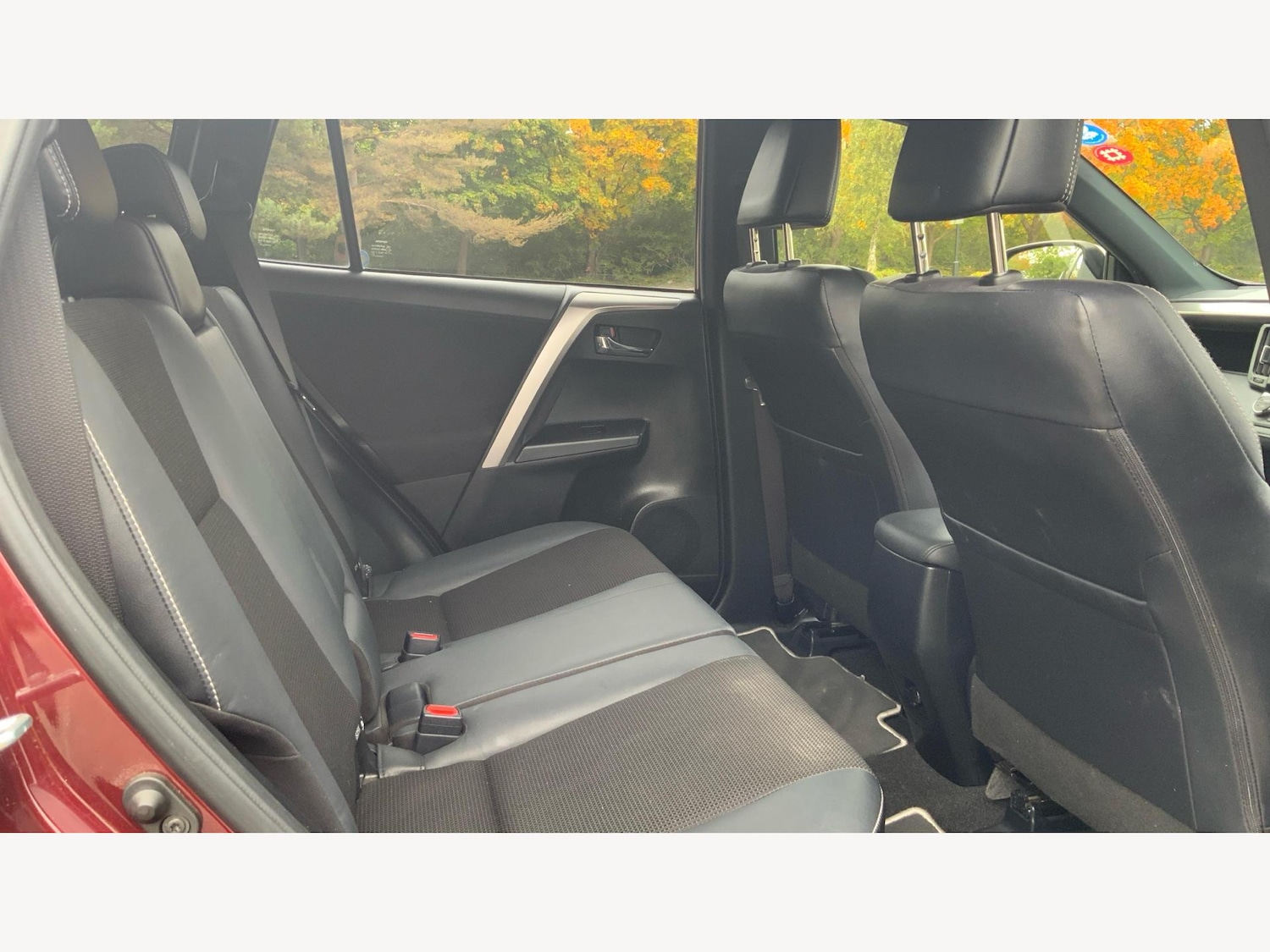 Used Toyota RAV4 2016 for sale - 76175279: Photo 14