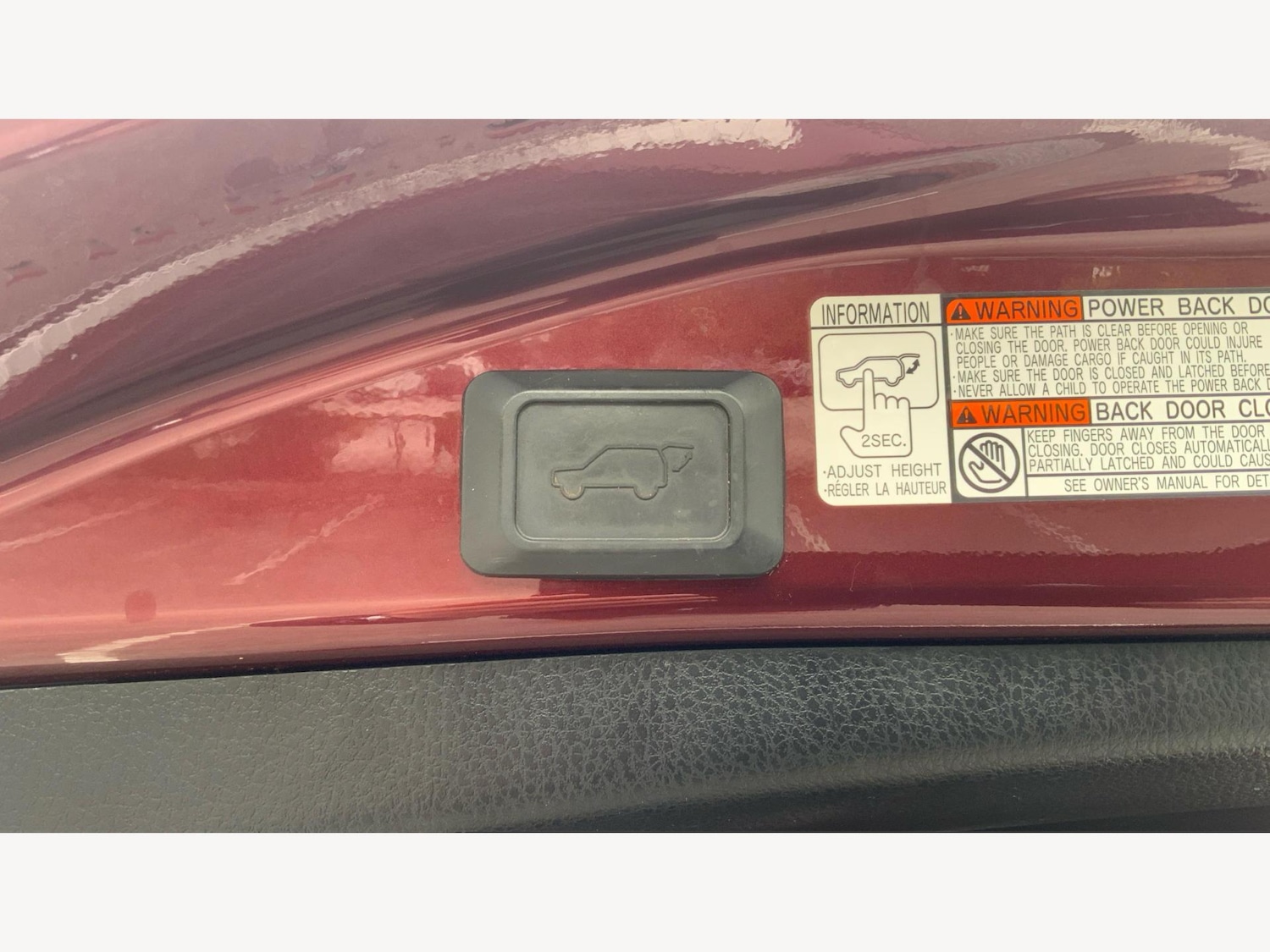 Used Toyota RAV4 2016 for sale - 76175279: Photo 28