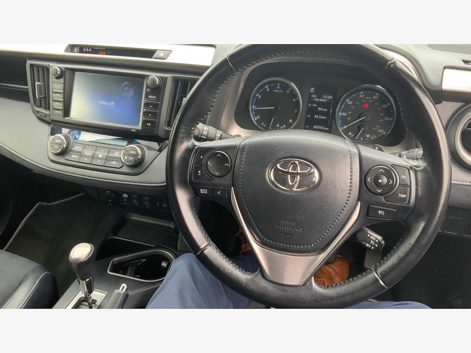 Used Toyota RAV4 2016 for sale - 76175279: Photo 8