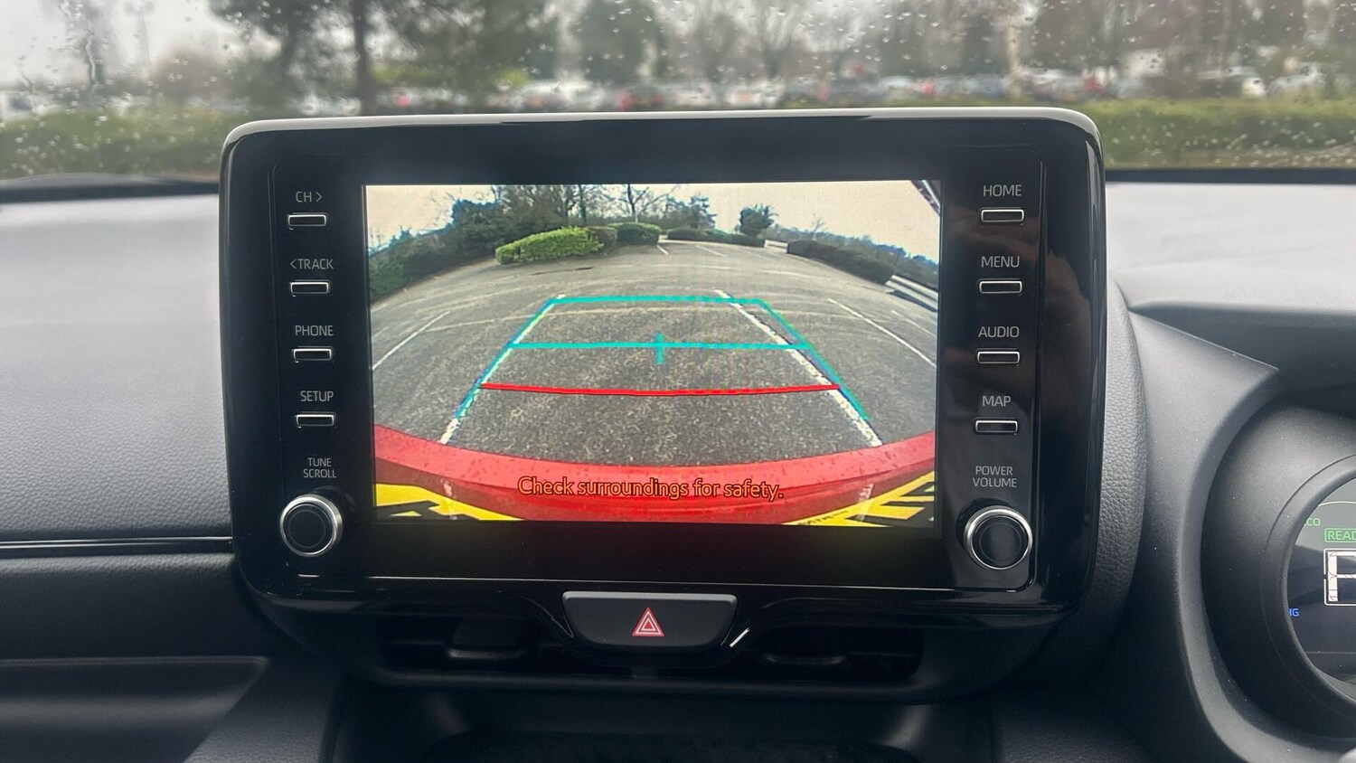 Used Toyota Yaris 2022 for sale - 77469365: Photo 33