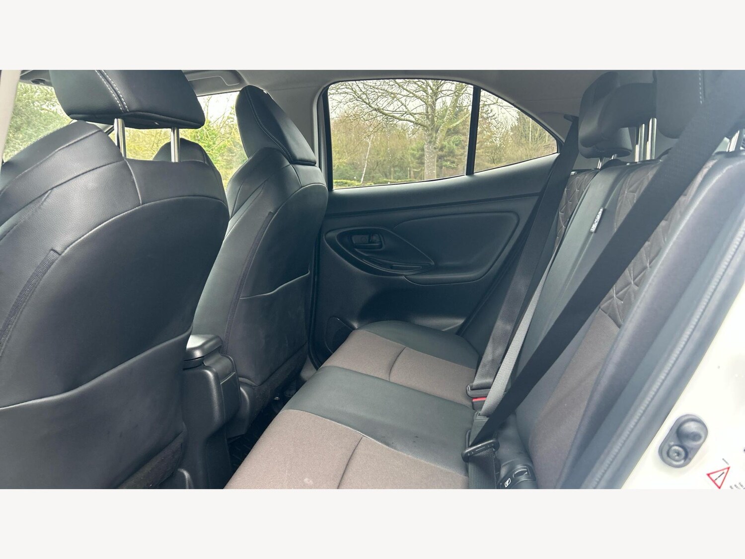 Used Toyota Yaris Cross 2023 for sale - 77440505: Photo 15