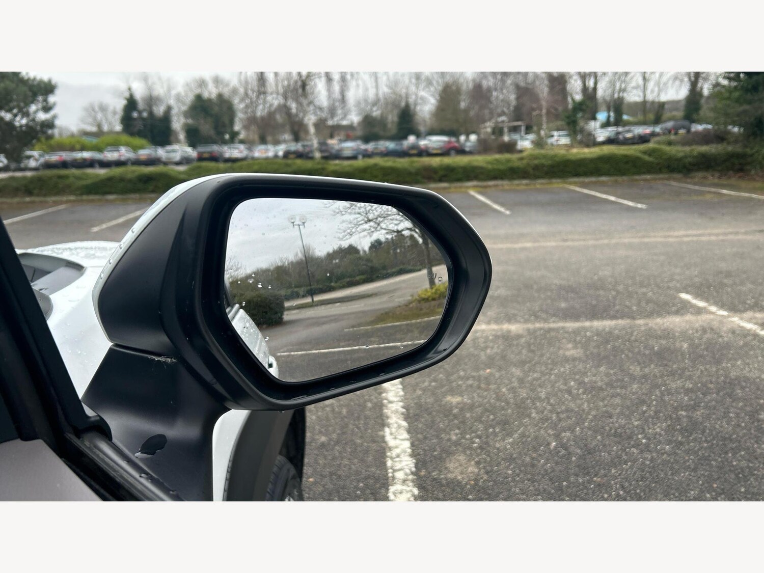 Used Toyota Yaris Cross 2023 for sale - 77440505: Photo 25