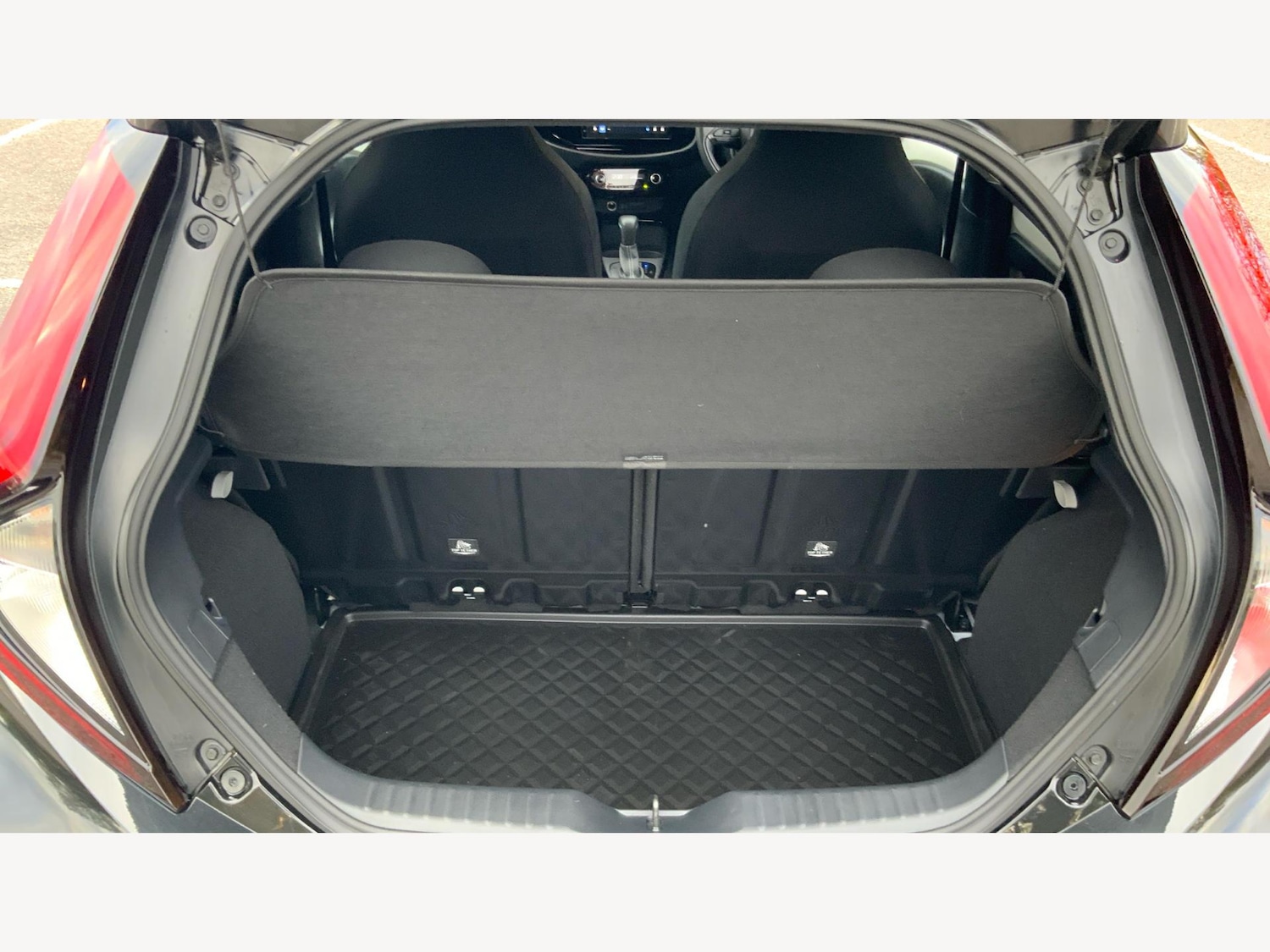 Used Toyota Aygo X 2024 for sale - 76377668: Photo 16