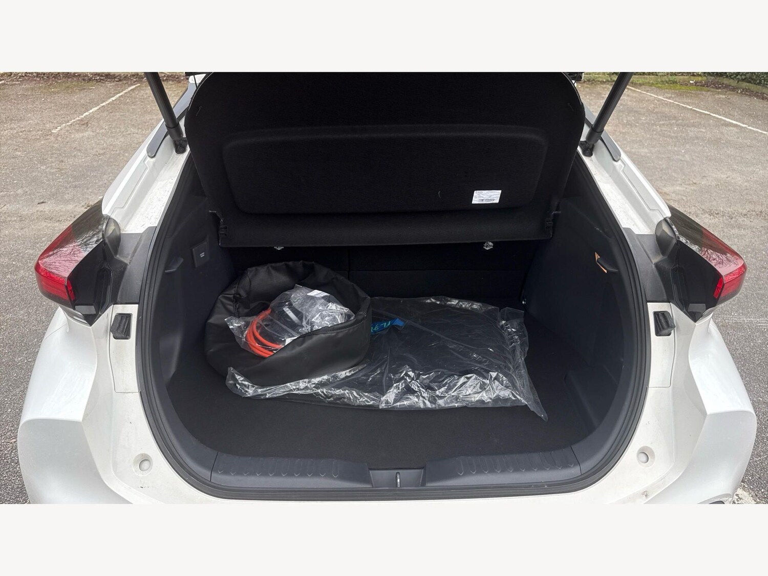 Used Toyota C-HR 2024 for sale - 77783962: Photo 16