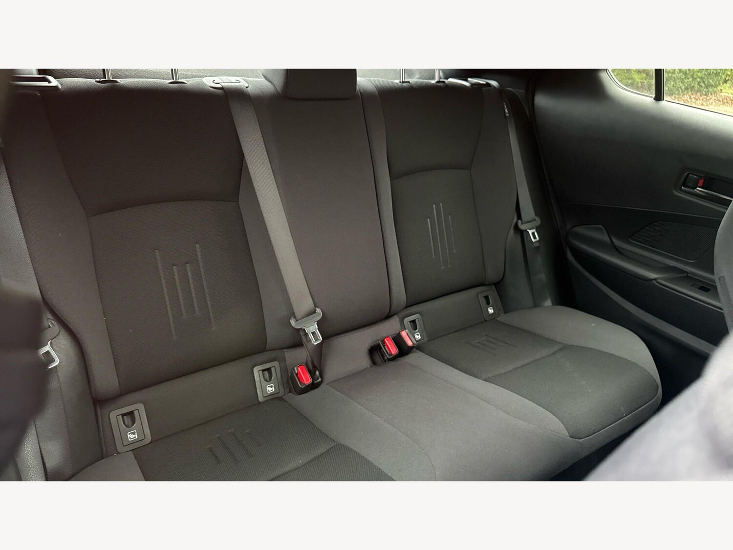 Used Toyota C-HR 2024 for sale - 77783962: Photo 24