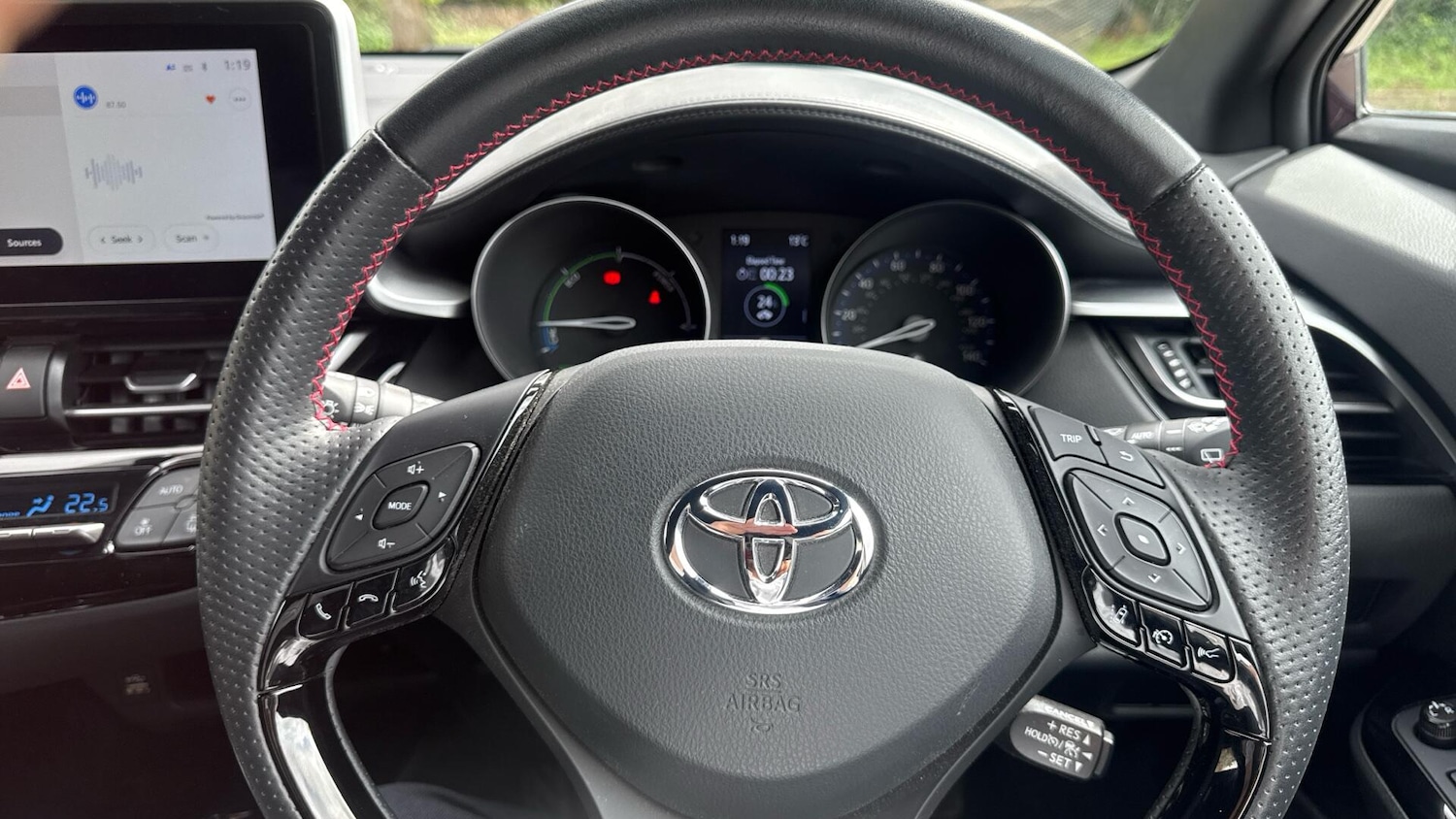 Used Toyota C-HR 2023 for sale - 78141486: Photo 10