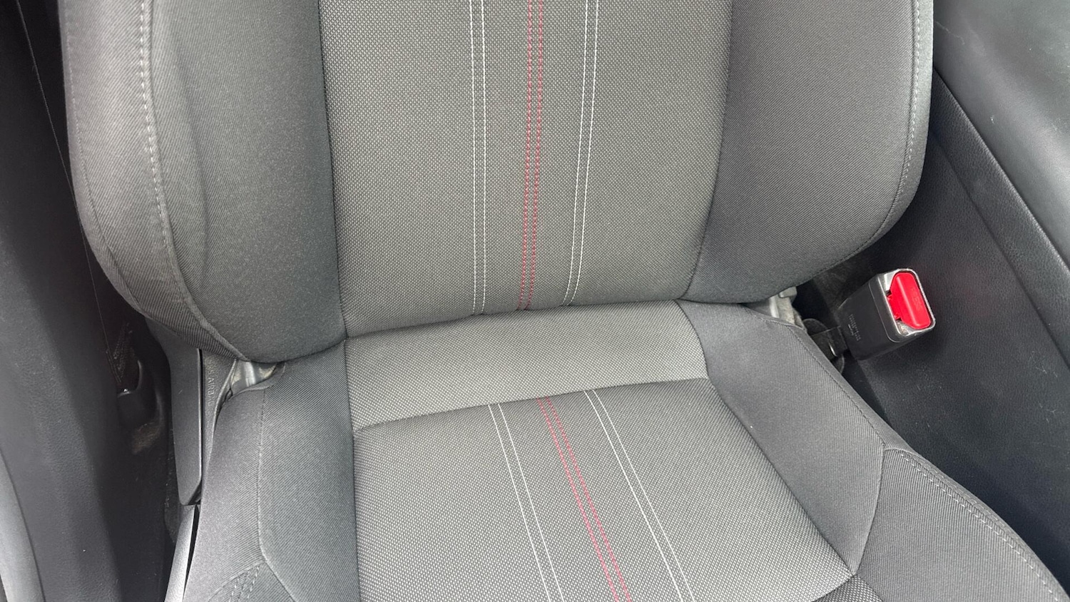 Used Toyota C-HR 2023 for sale - 78141486: Photo 14