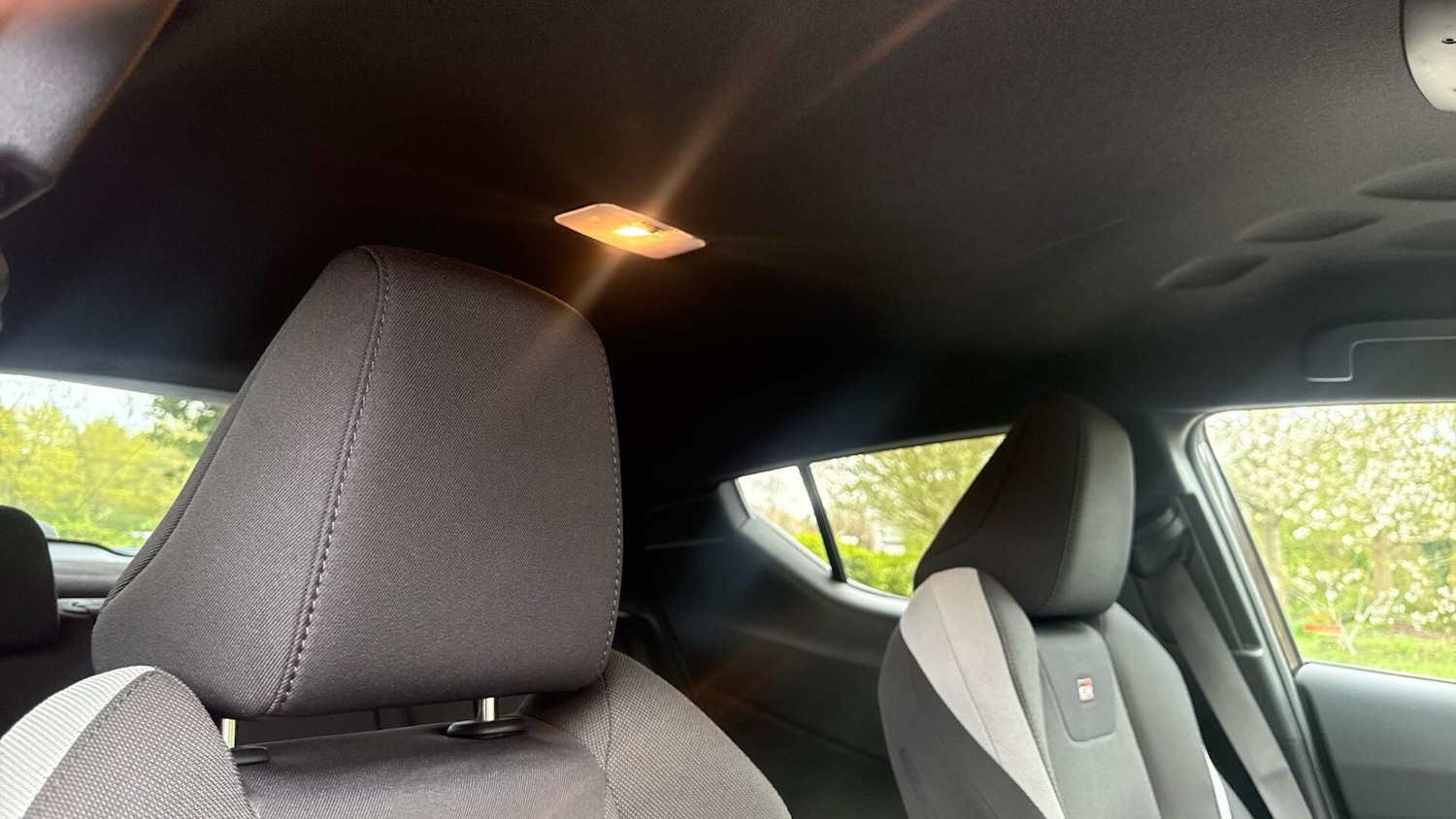 Used Toyota C-HR 2023 for sale - 78141486: Photo 19