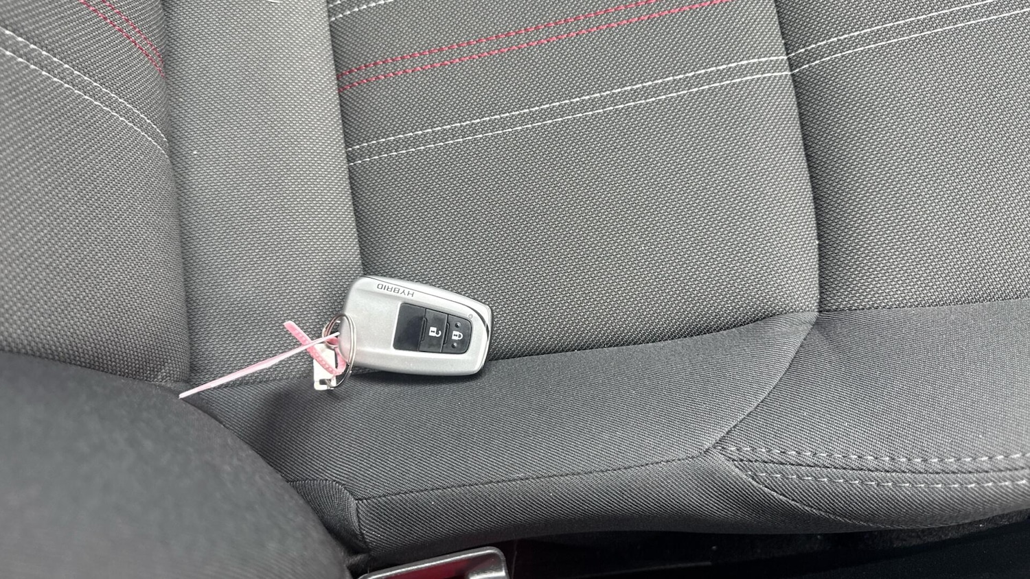 Used Toyota C-HR 2023 for sale - 78141486: Photo 28