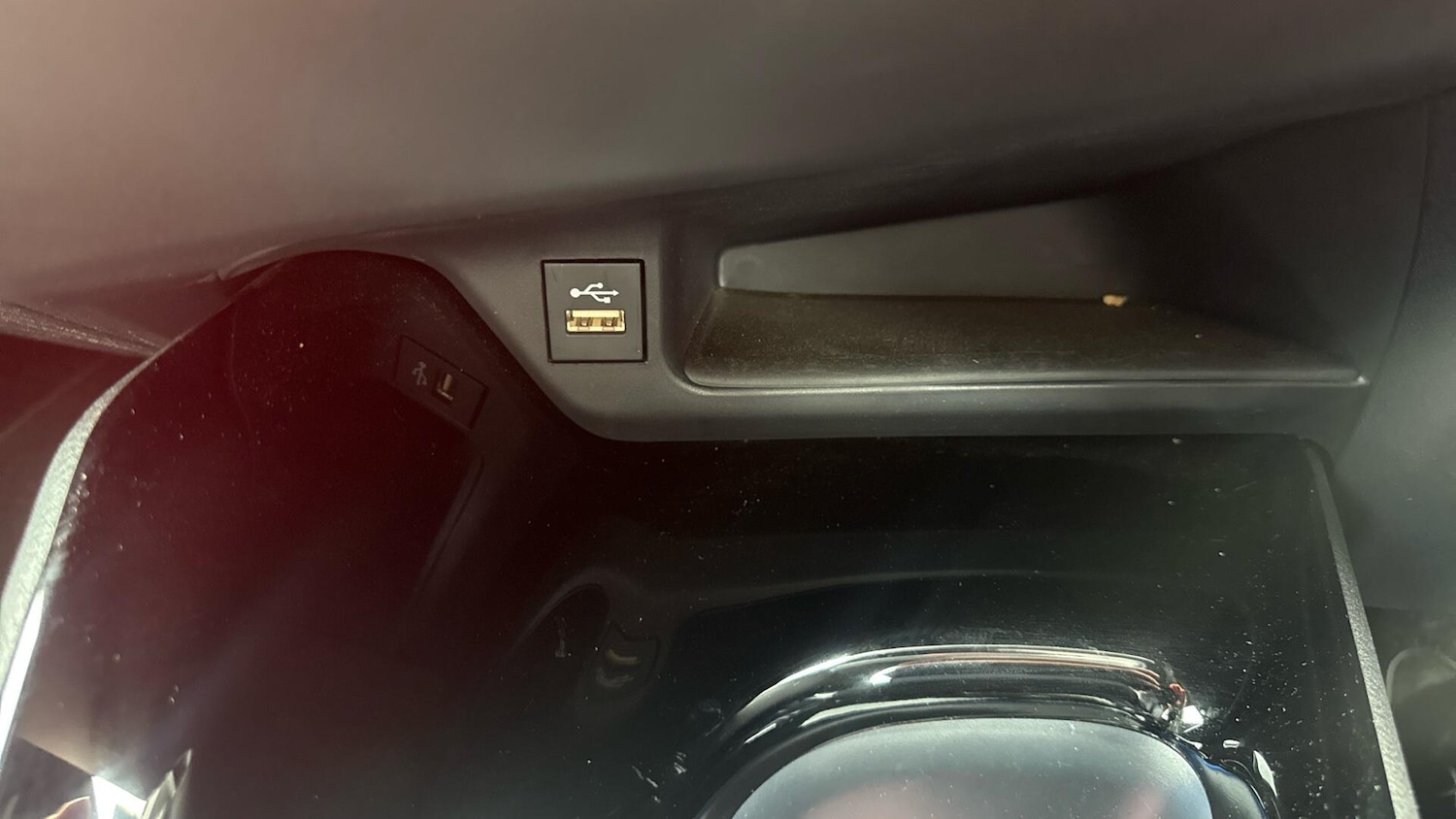 Used Toyota C-HR 2023 for sale - 78141486: Photo 36