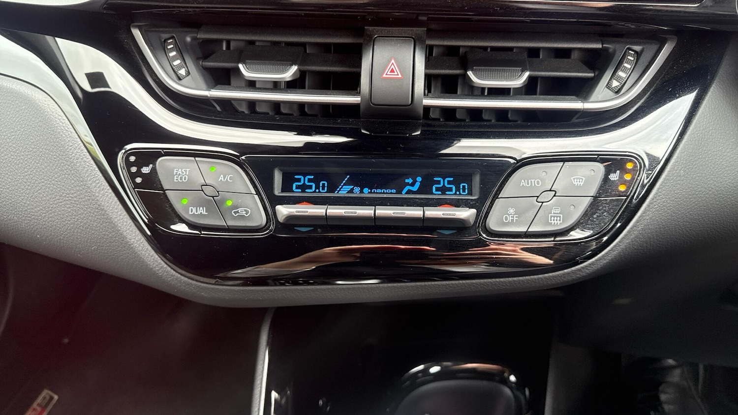 Used Toyota C-HR 2023 for sale - 78141486: Photo 38