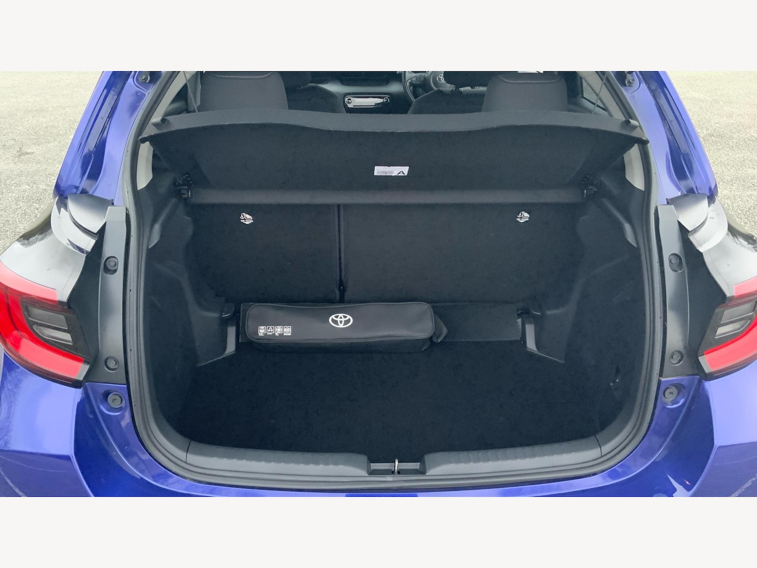 Used Toyota Yaris 2024 for sale - 77454808: Photo 16