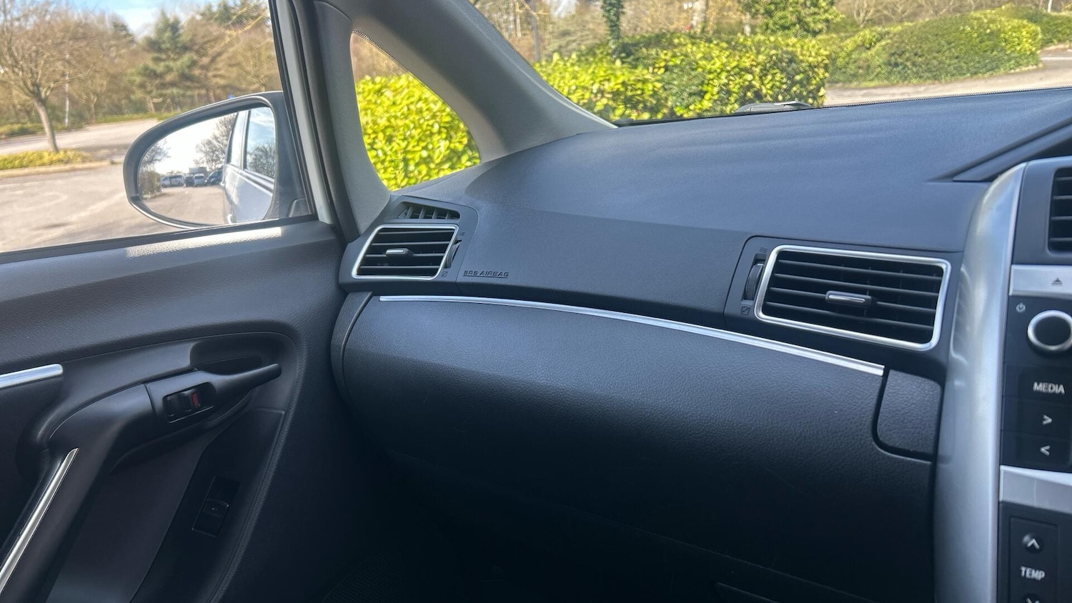 Used Toyota Verso 2015 for sale - 77738064: Photo 32