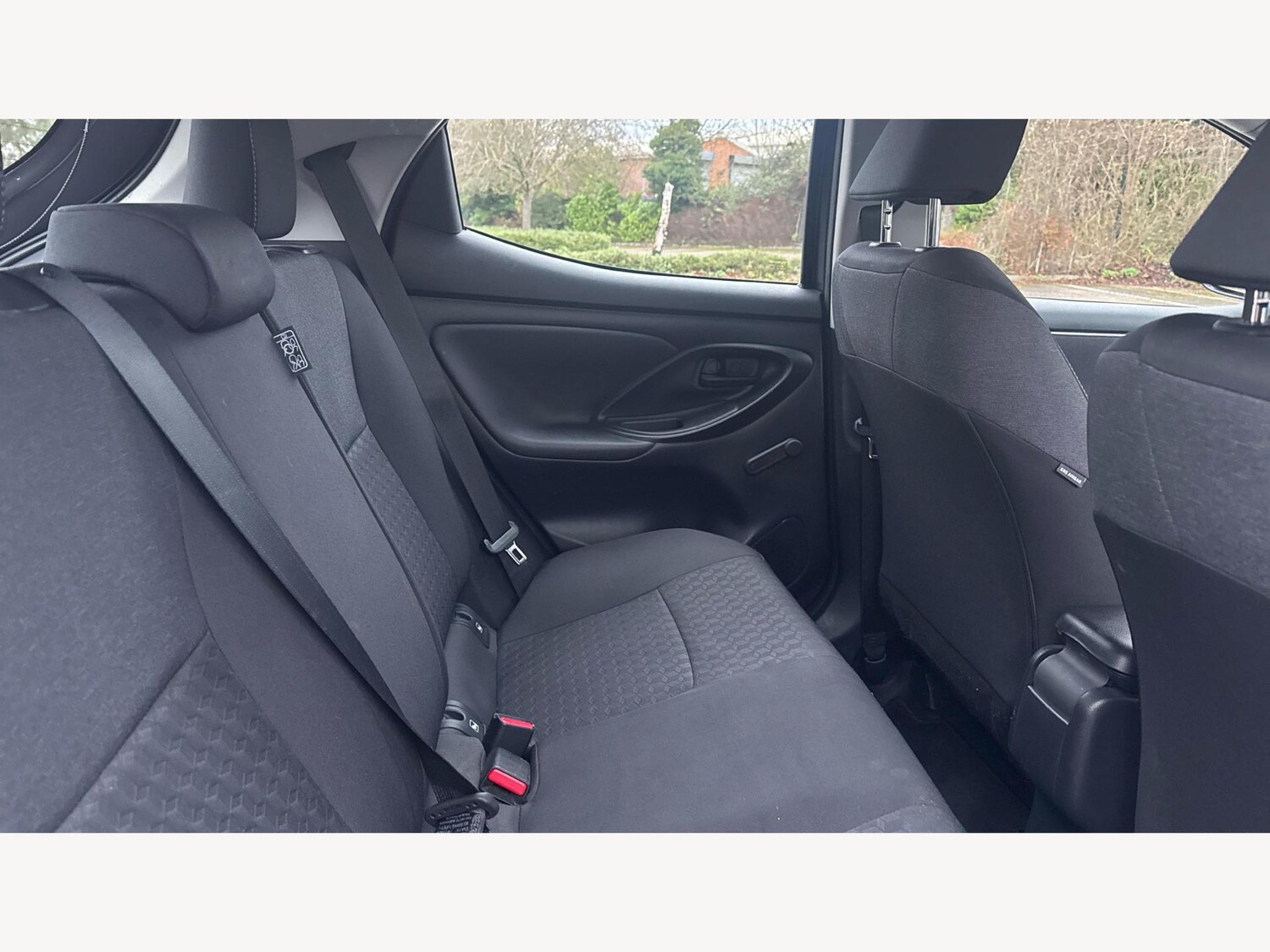 Used Toyota Yaris 2022 for sale - 77254704: Photo 14