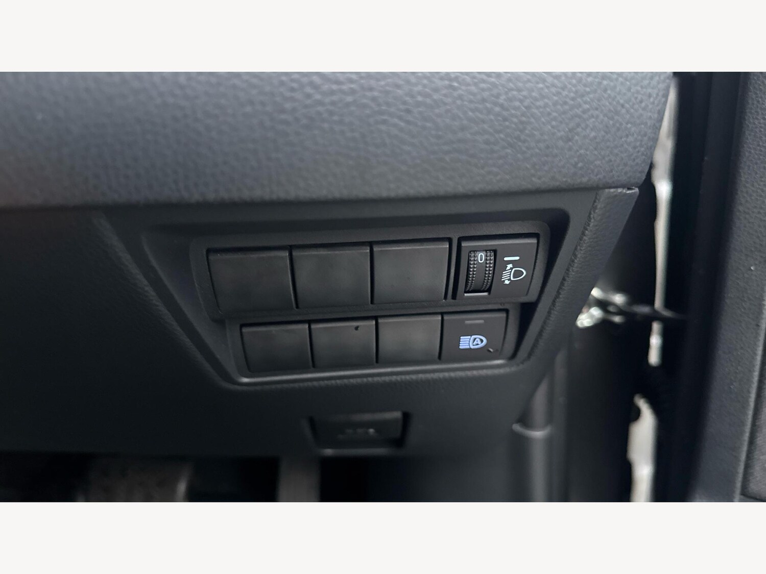 Used Toyota Yaris 2022 for sale - 77254704: Photo 23