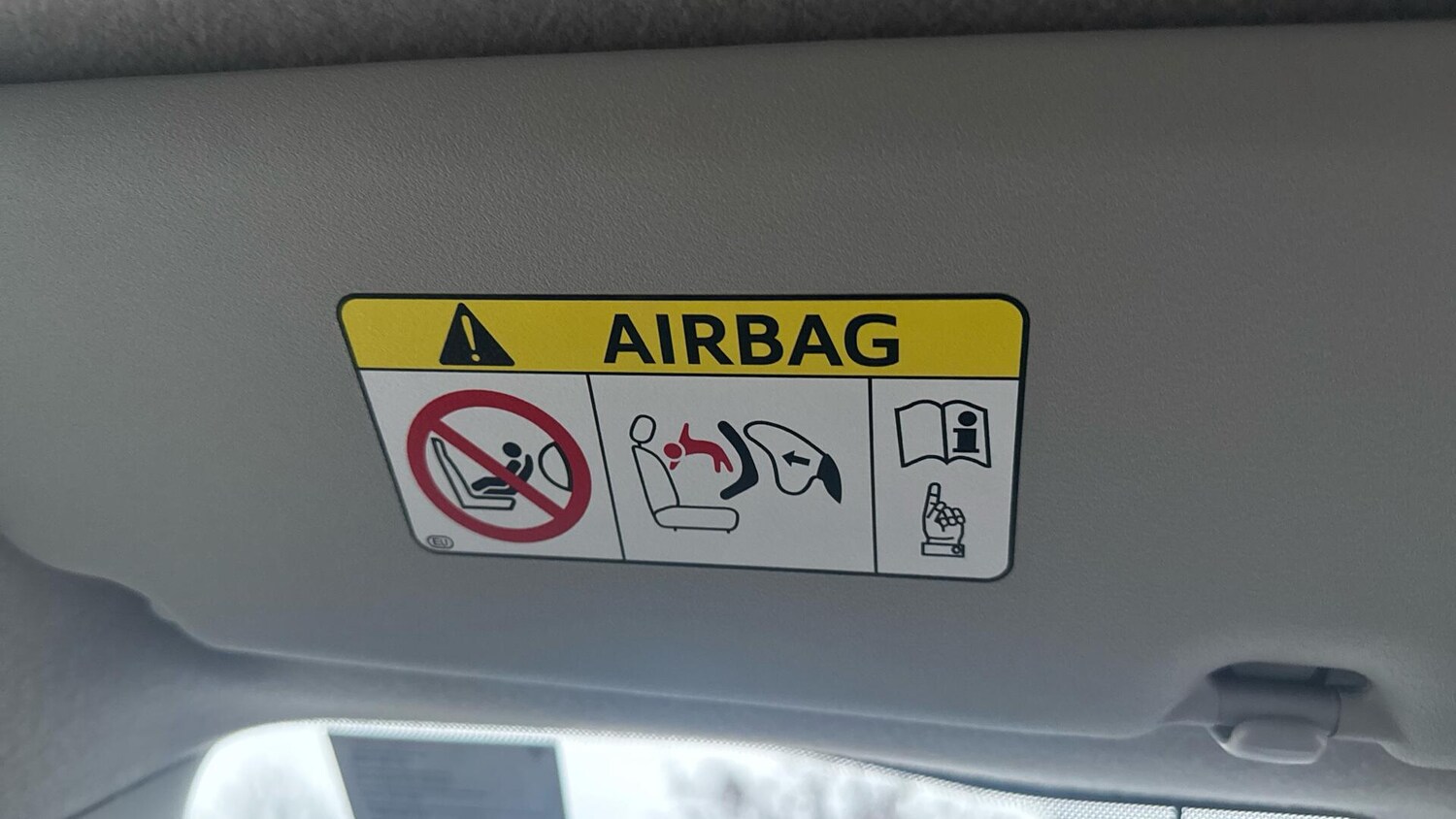 Used Toyota Yaris 2022 for sale - 77254704: Photo 32