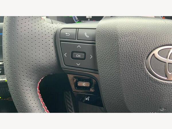 Used Toyota C-HR 2023 for sale - 76227094: Photo 41