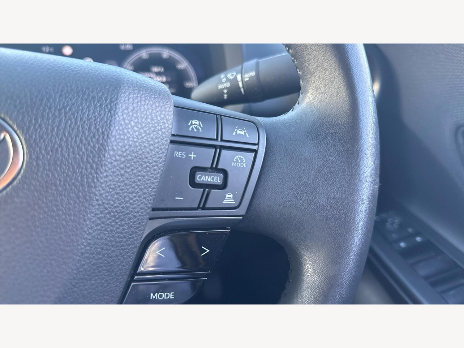 Used Toyota C-HR 2024 for sale - 77537827: Photo 27