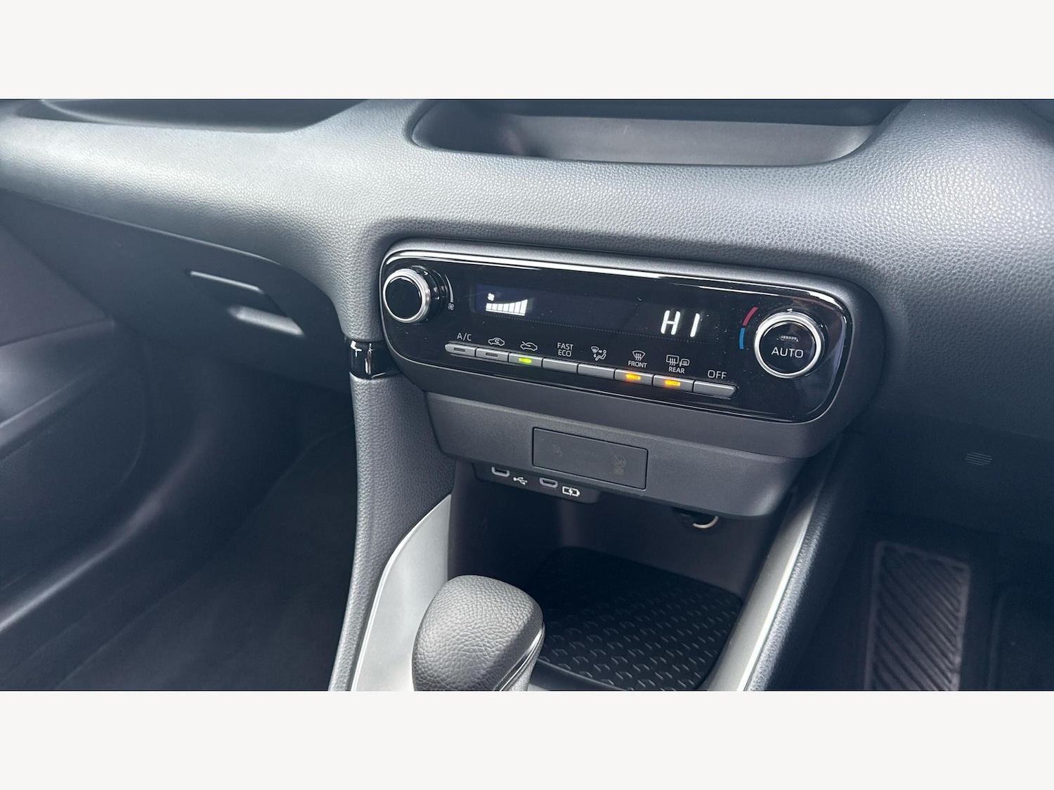 Used Toyota Yaris 2024 for sale - 77156441: Photo 22