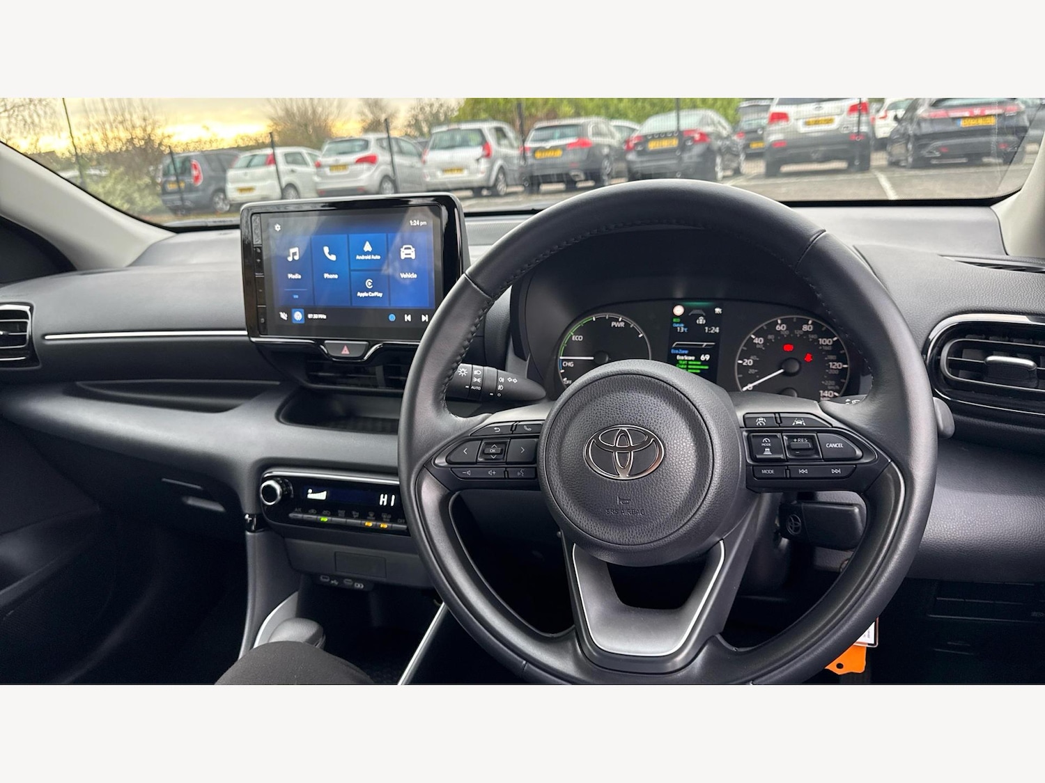 Used Toyota Yaris 2024 for sale - 77156441: Photo 8