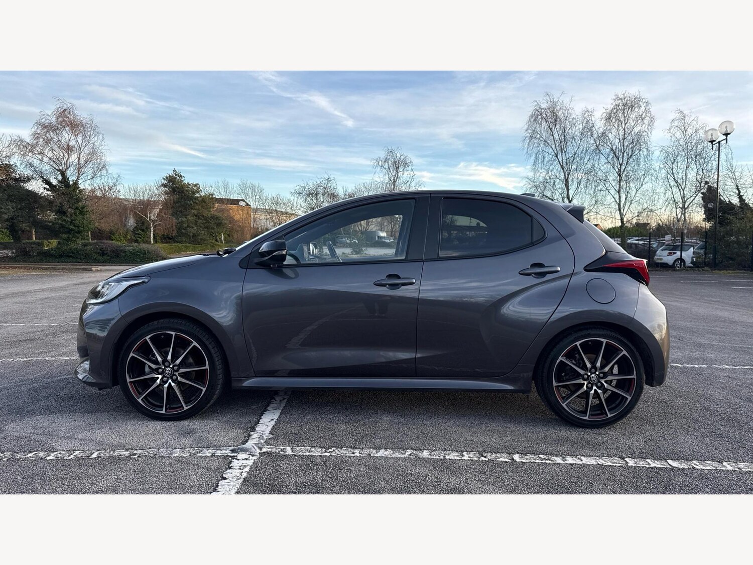 Used Toyota Yaris for sale - 76994681: Photo 18