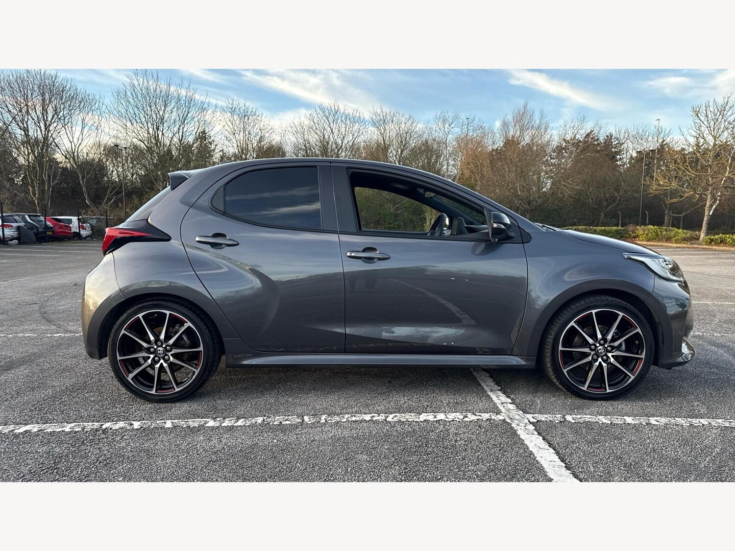 Used Toyota Yaris for sale - 76994681: Photo 19