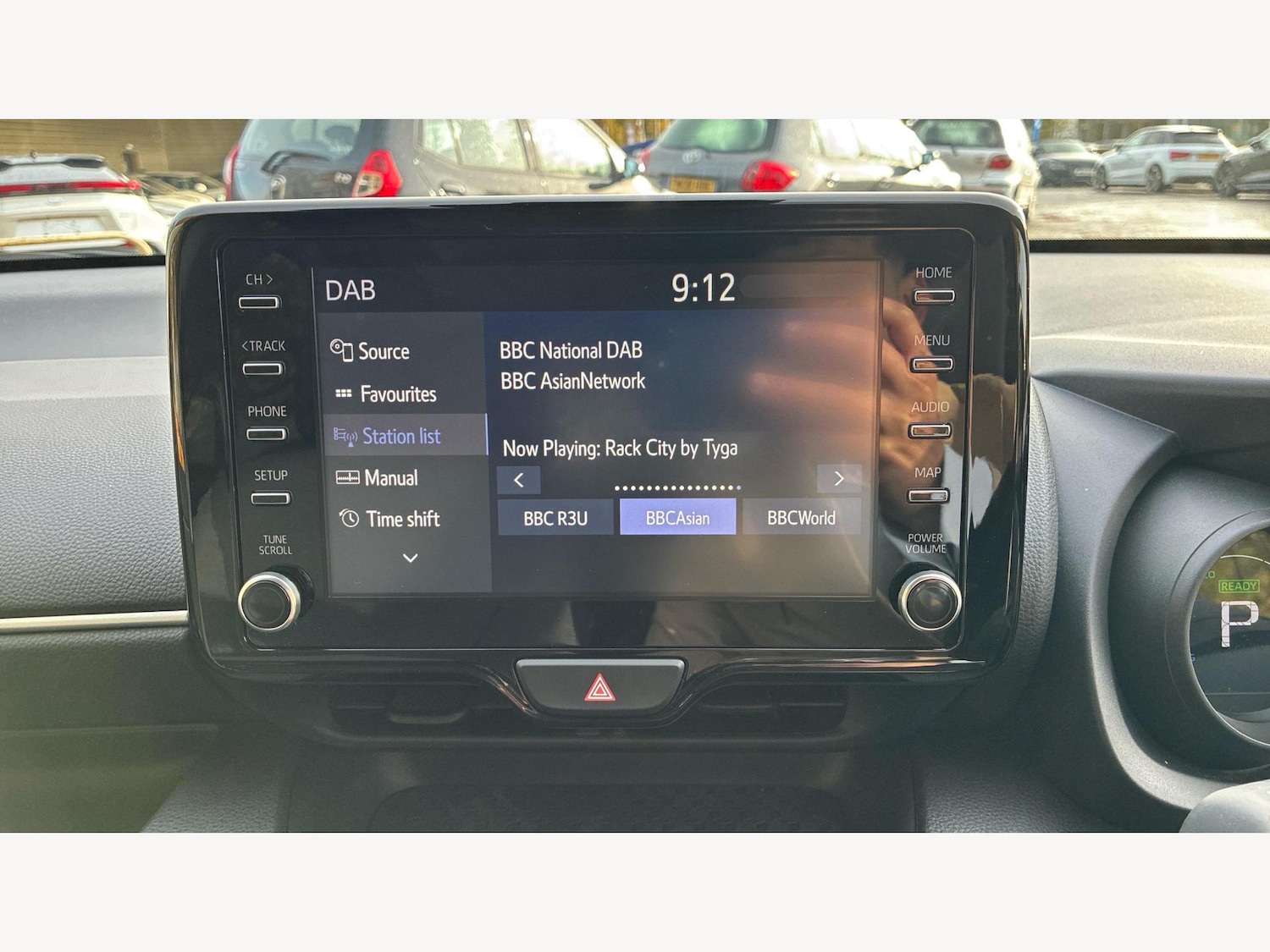 Used Toyota Yaris 2022 for sale - 76513011: Photo 27