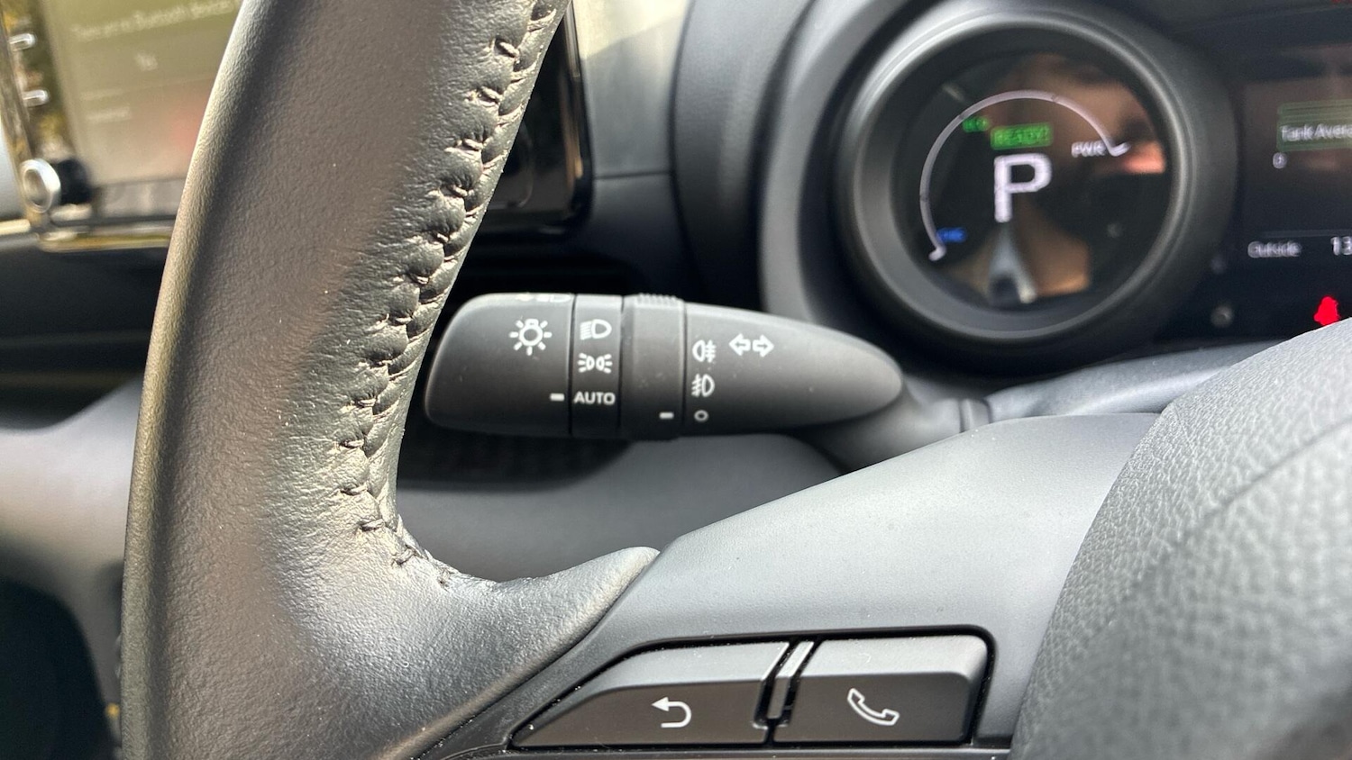 Used Toyota Yaris 2022 for sale - 76513011: Photo 40