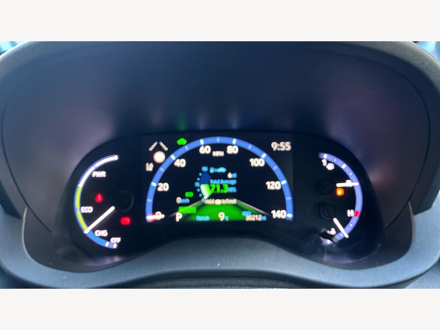 Used Toyota Yaris Cross 2022 for sale - 76377551: Photo 11