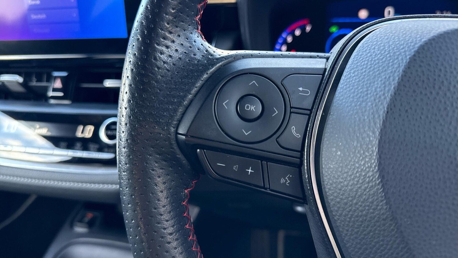 Used Toyota Corolla 2022 for sale - 77574684: Photo 32